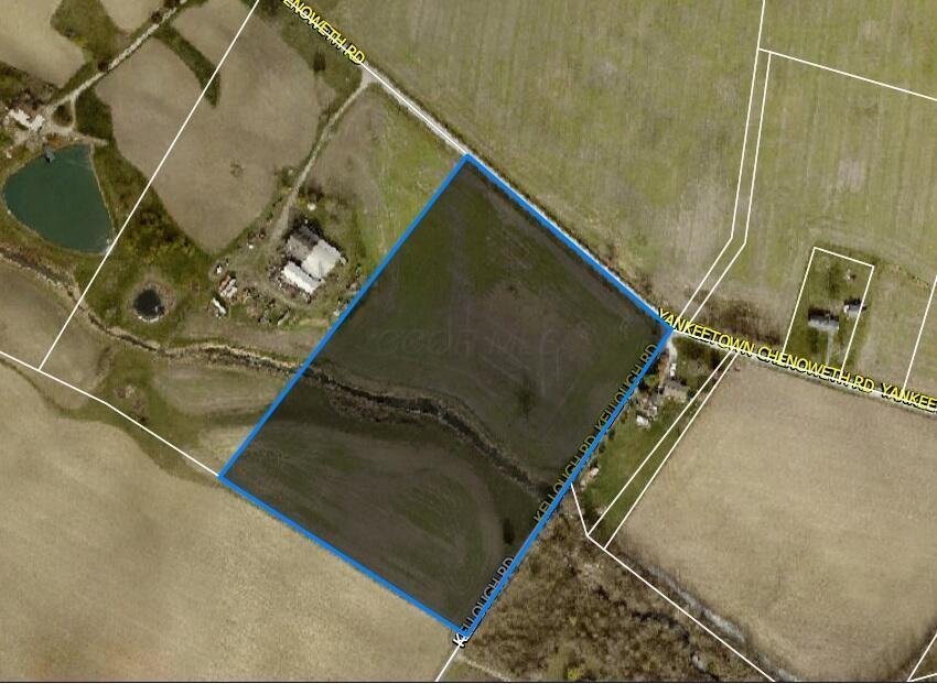16018 Yankeetown Chenoweth Road Property Photo 1