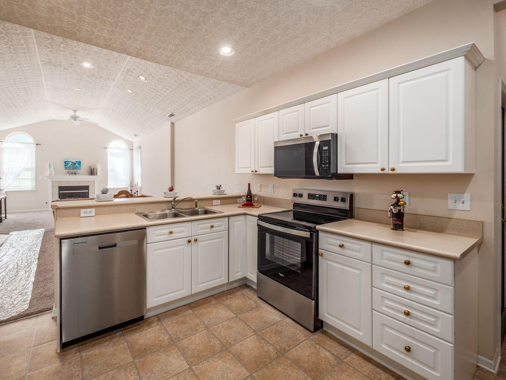 4331 Bridgeside Place Property Photo 18