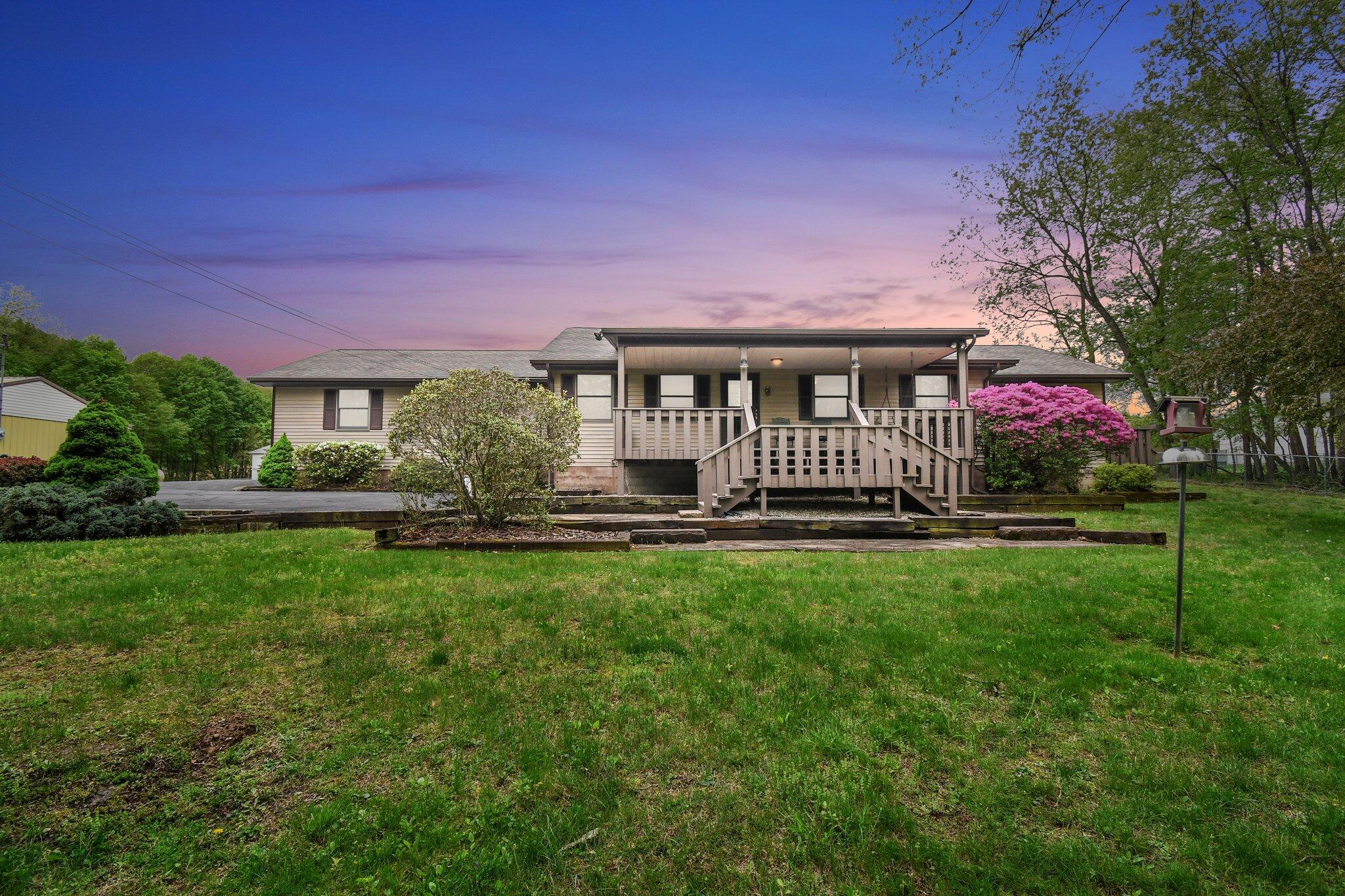 11065 Upper Gilchrist Road Property Image