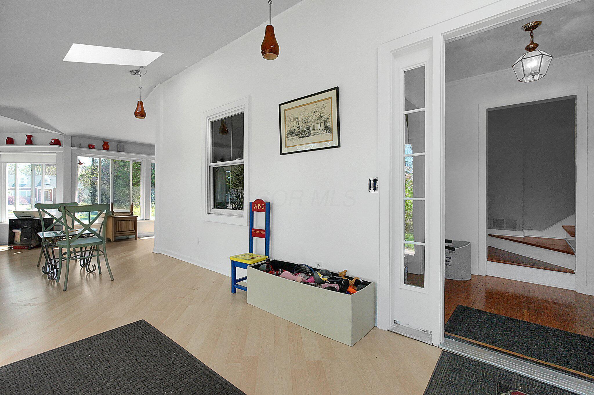 1108 W Church Street Property Photo 9