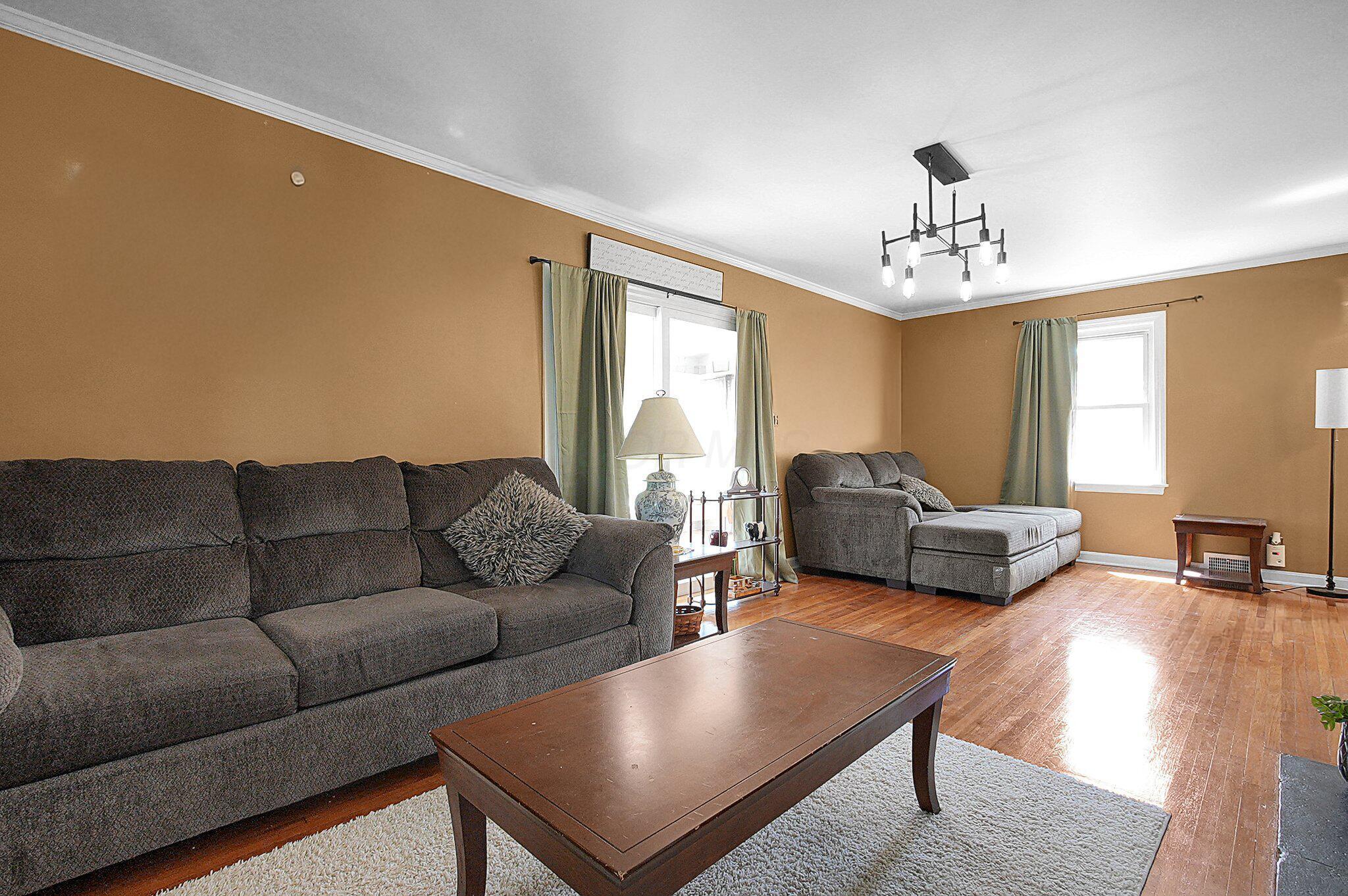 1108 W Church Street Property Photo 10