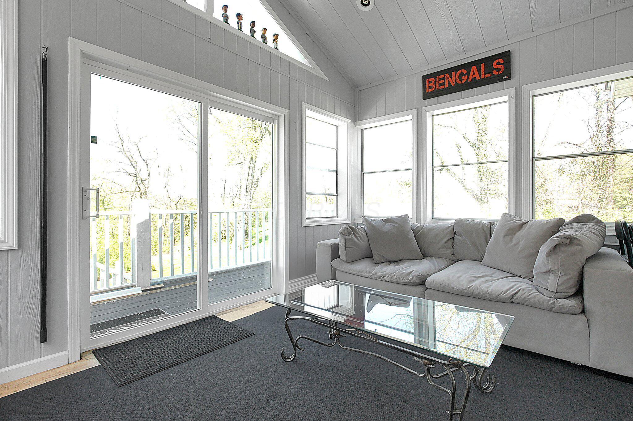 1108 W Church Street Property Photo 20