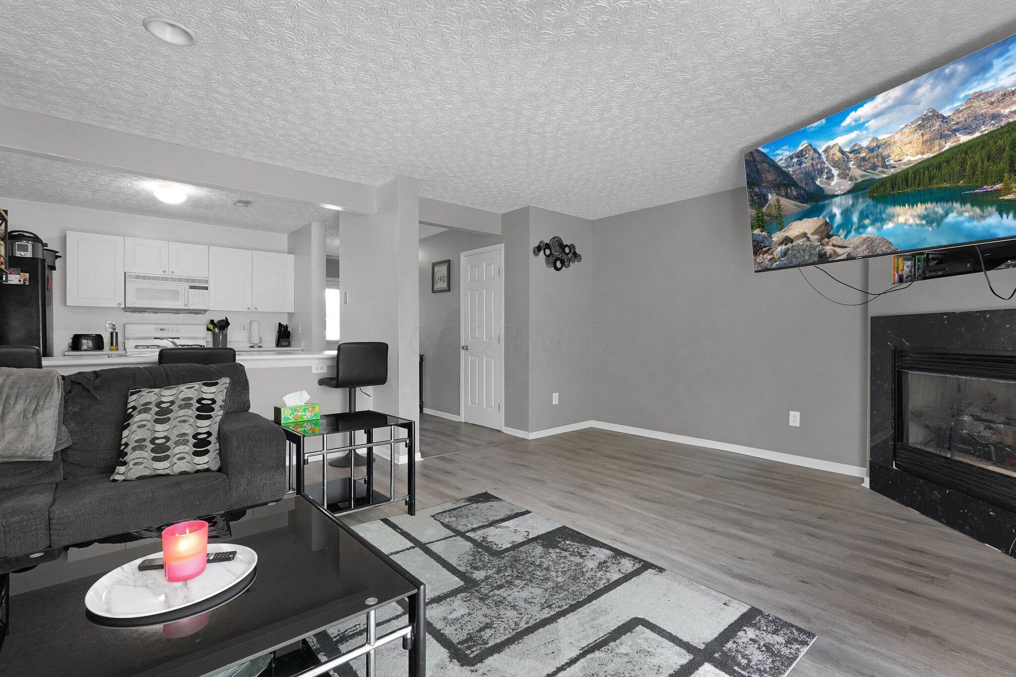 4830 Brice Pond Drive, 1a Property Photo 3
