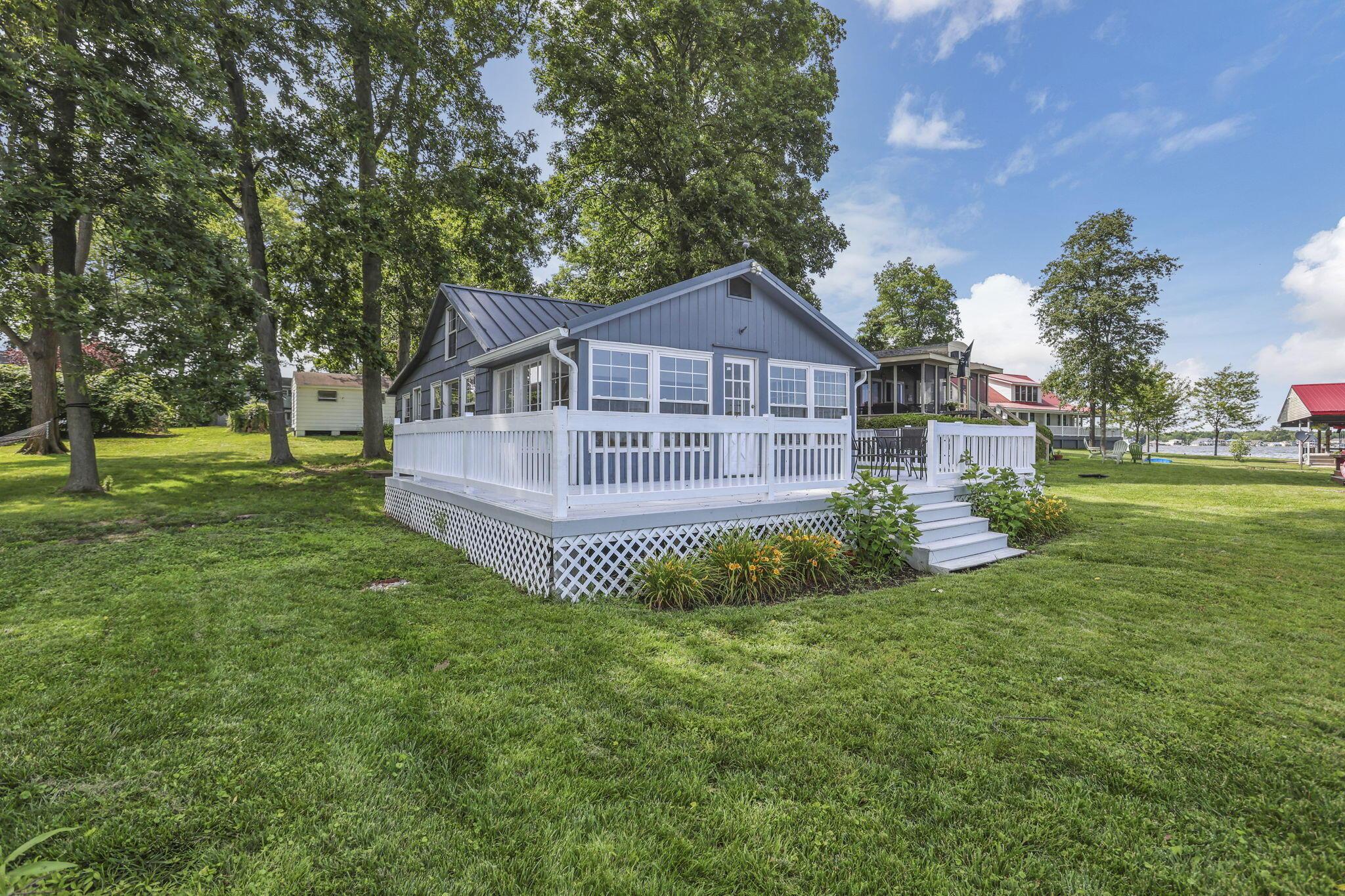 13384 Orchard Island Ne Property Photo 1