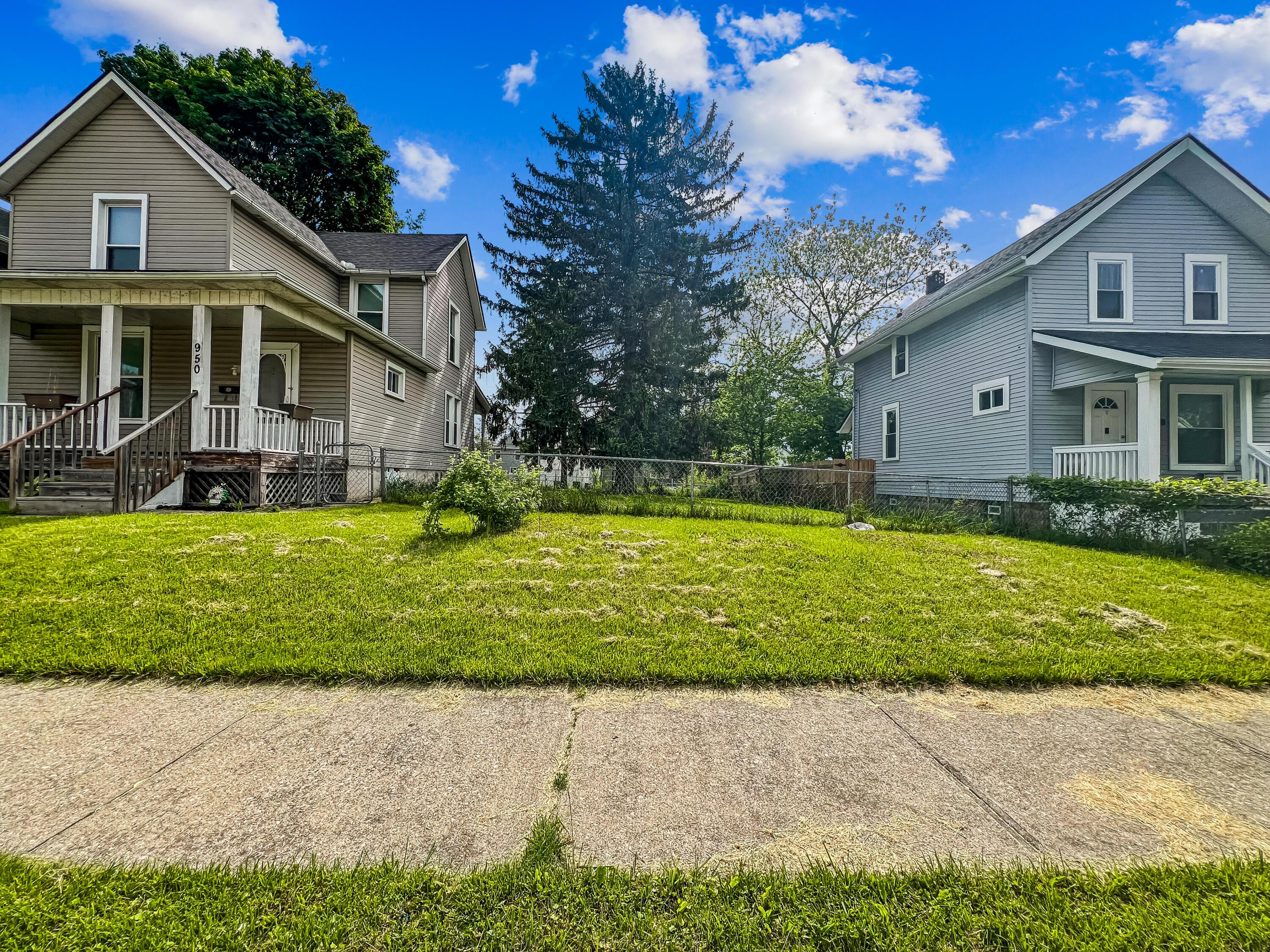 954 Miller Avenue Property Photo 1