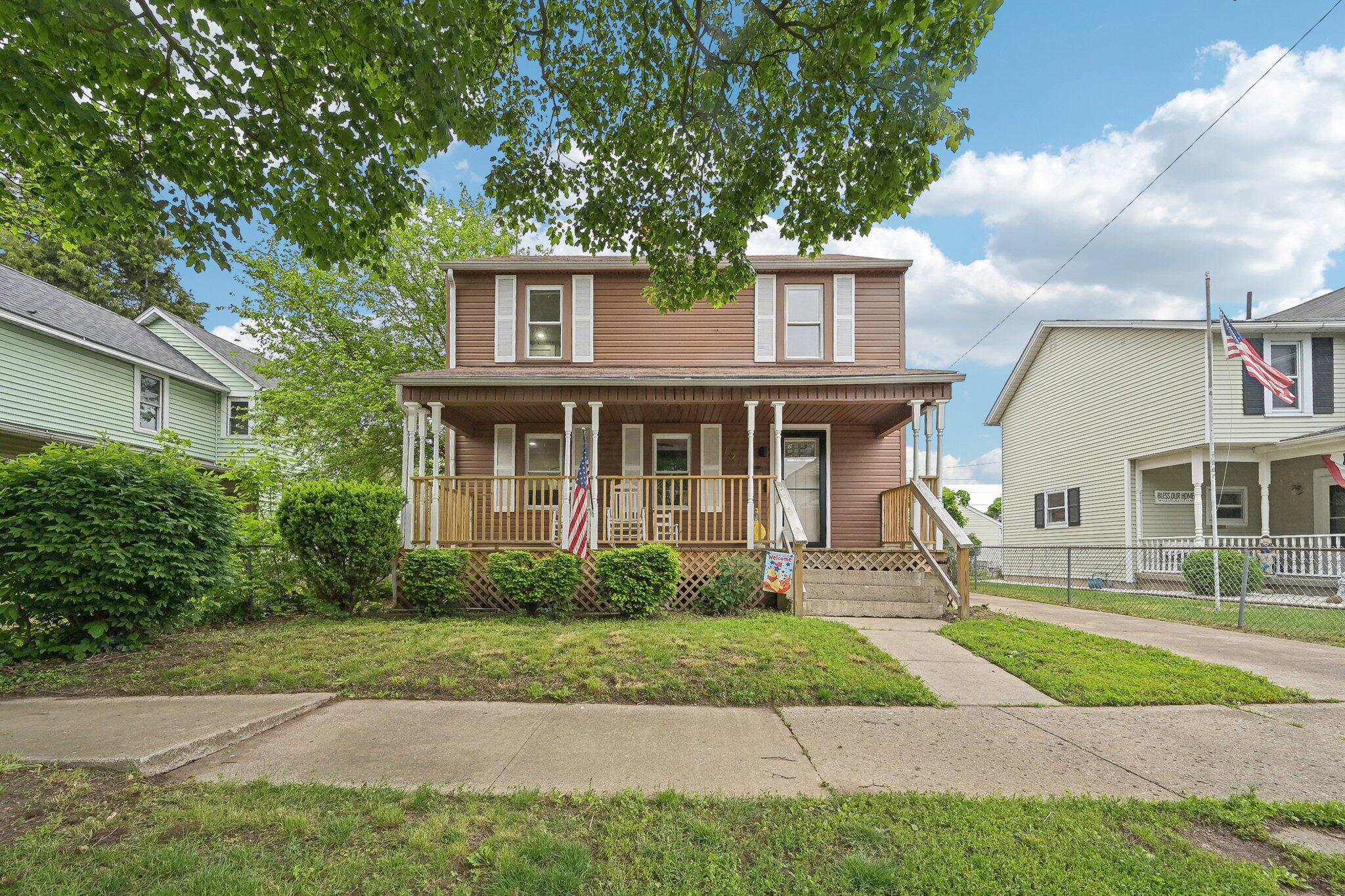 726 Garfield Avenue Property Photo 1