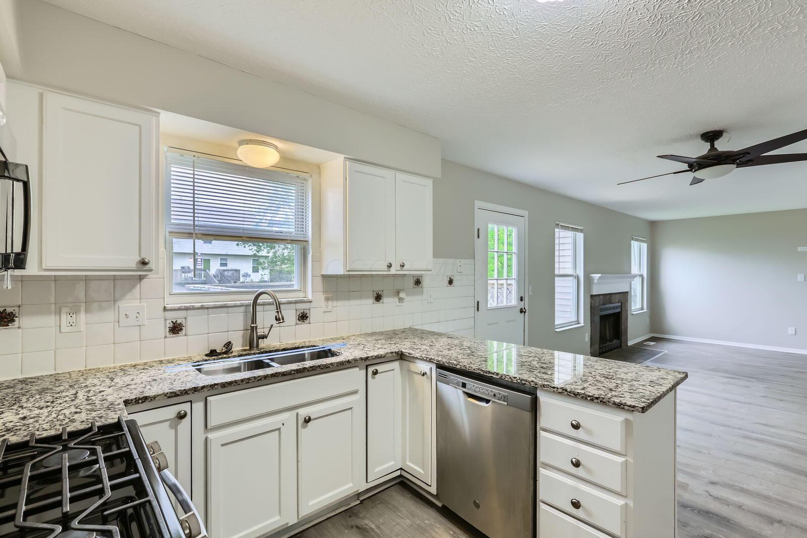 5397 Jack Russell Way Property Photo 8