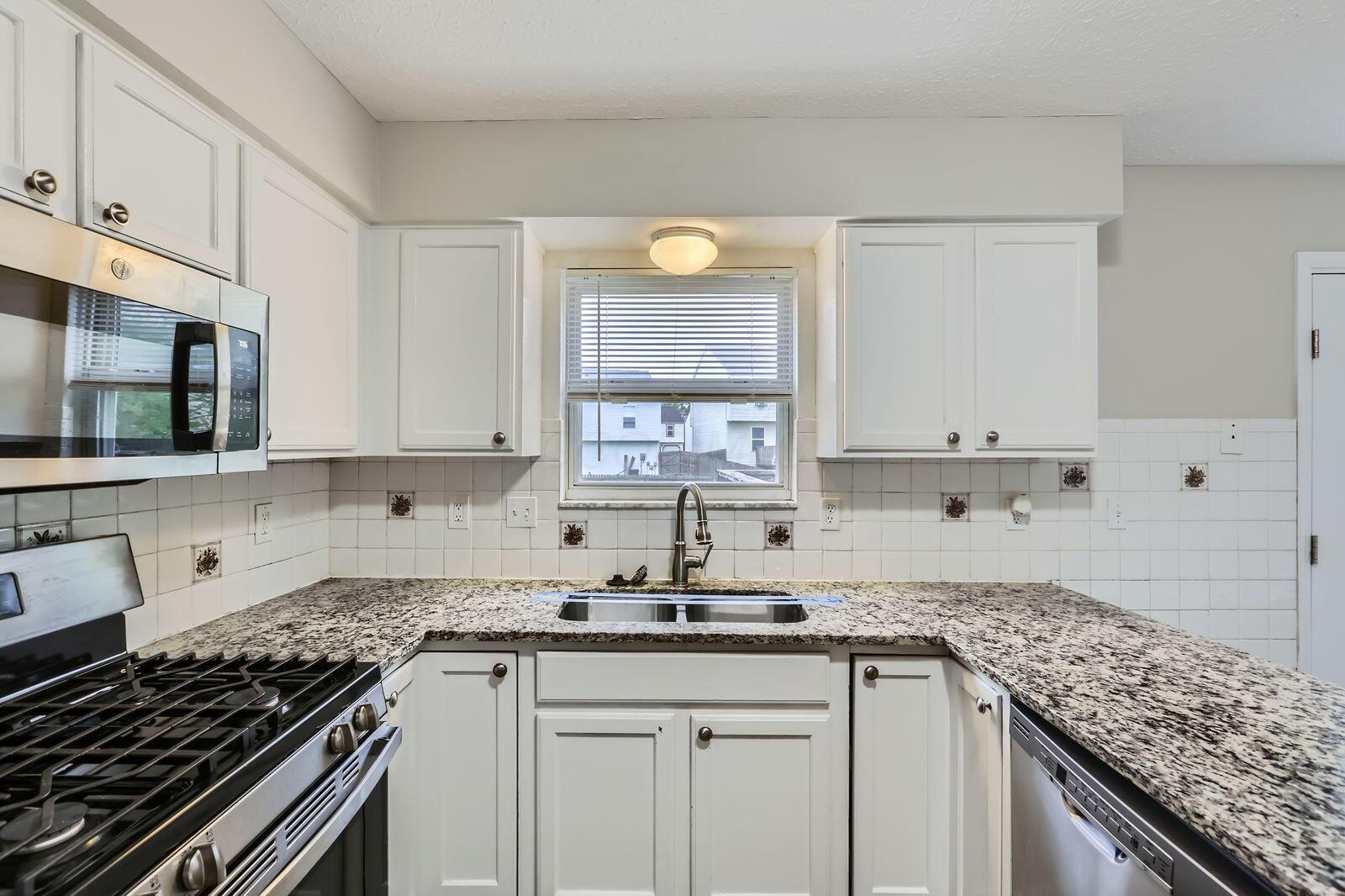 5397 Jack Russell Way Property Photo 9