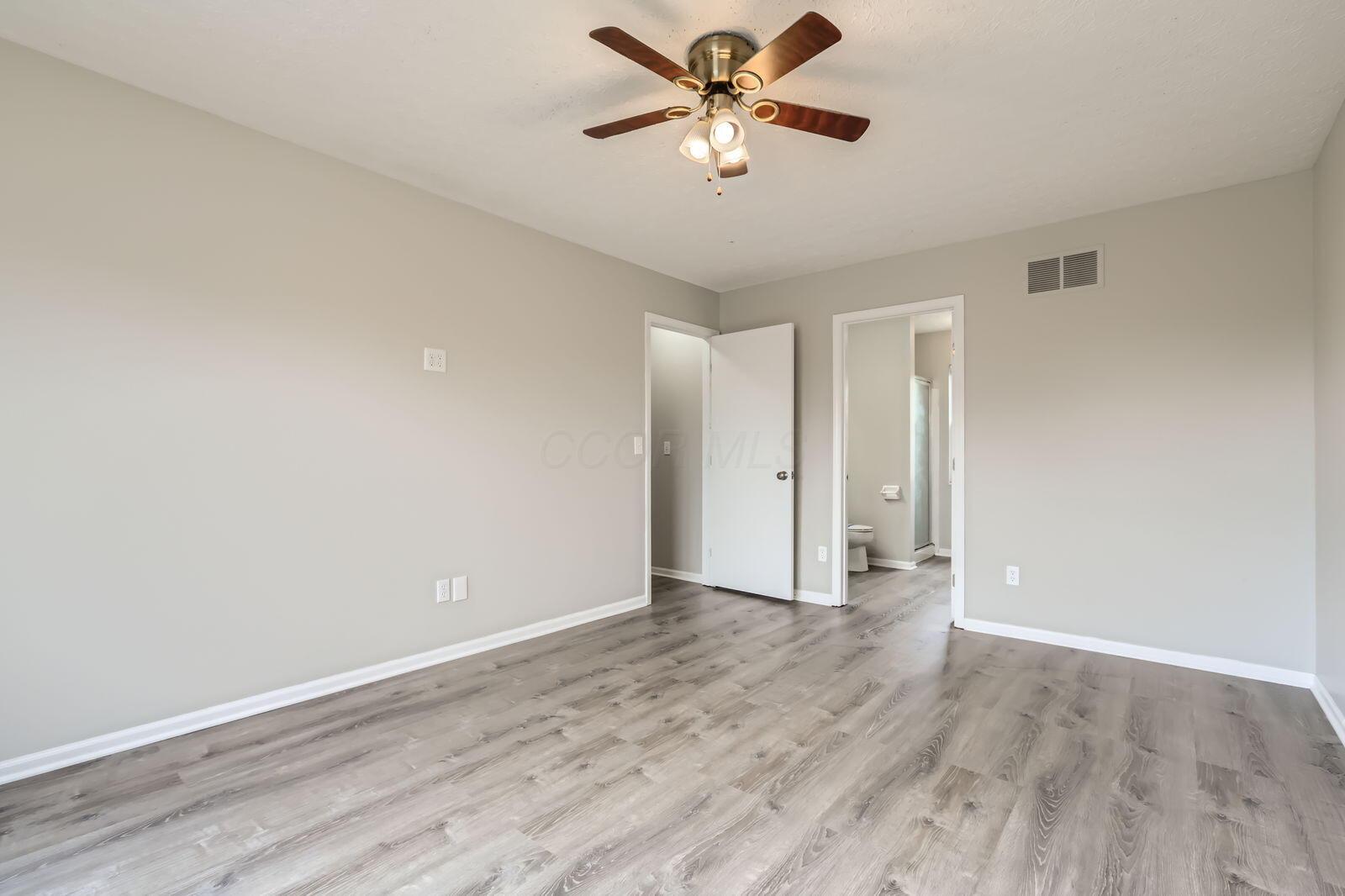 5397 Jack Russell Way Property Photo 14