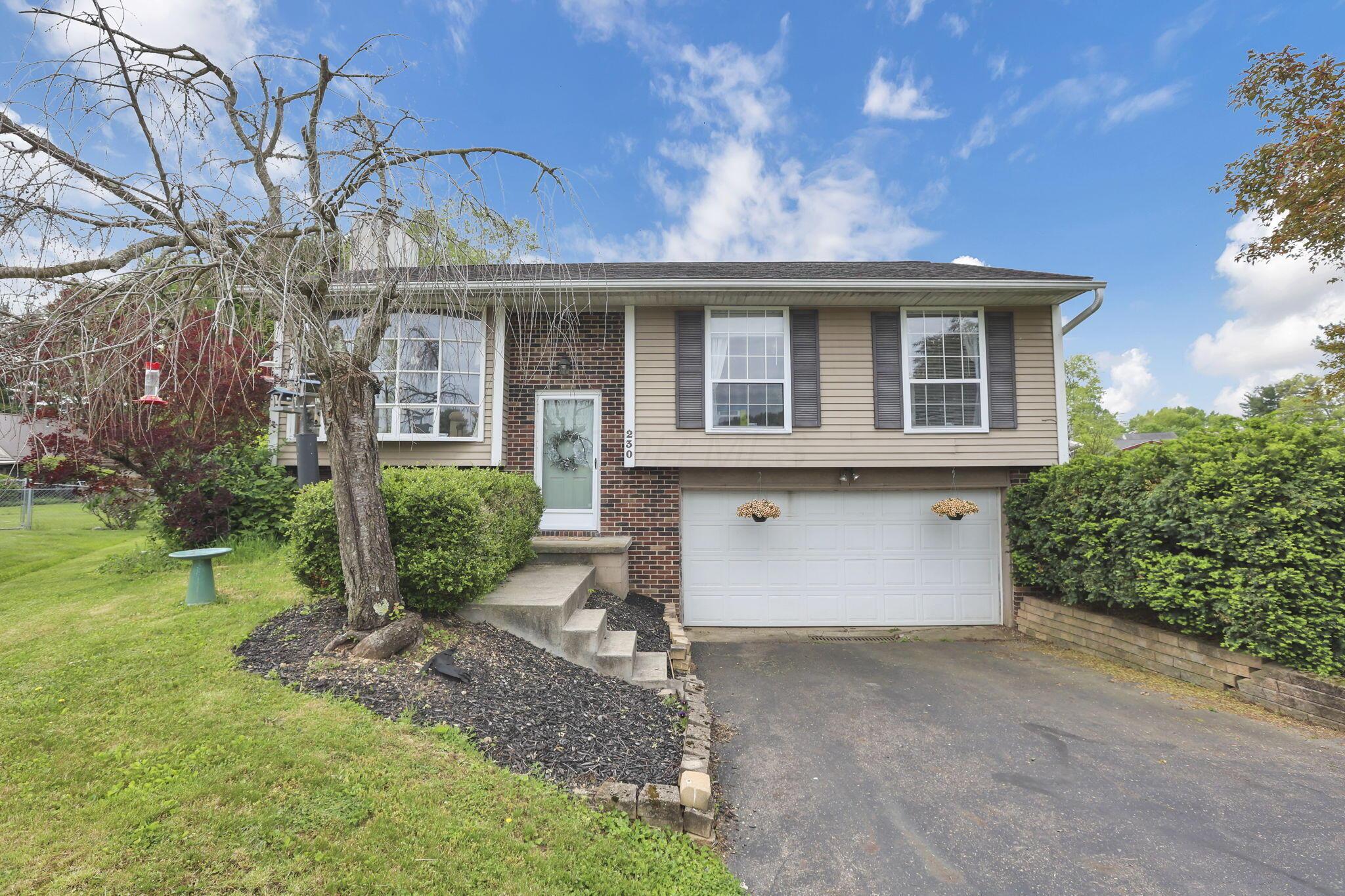 230 Clover Court Property Photo 1
