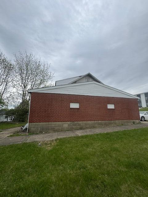 2256 Hillside Avenue Property Photo 3
