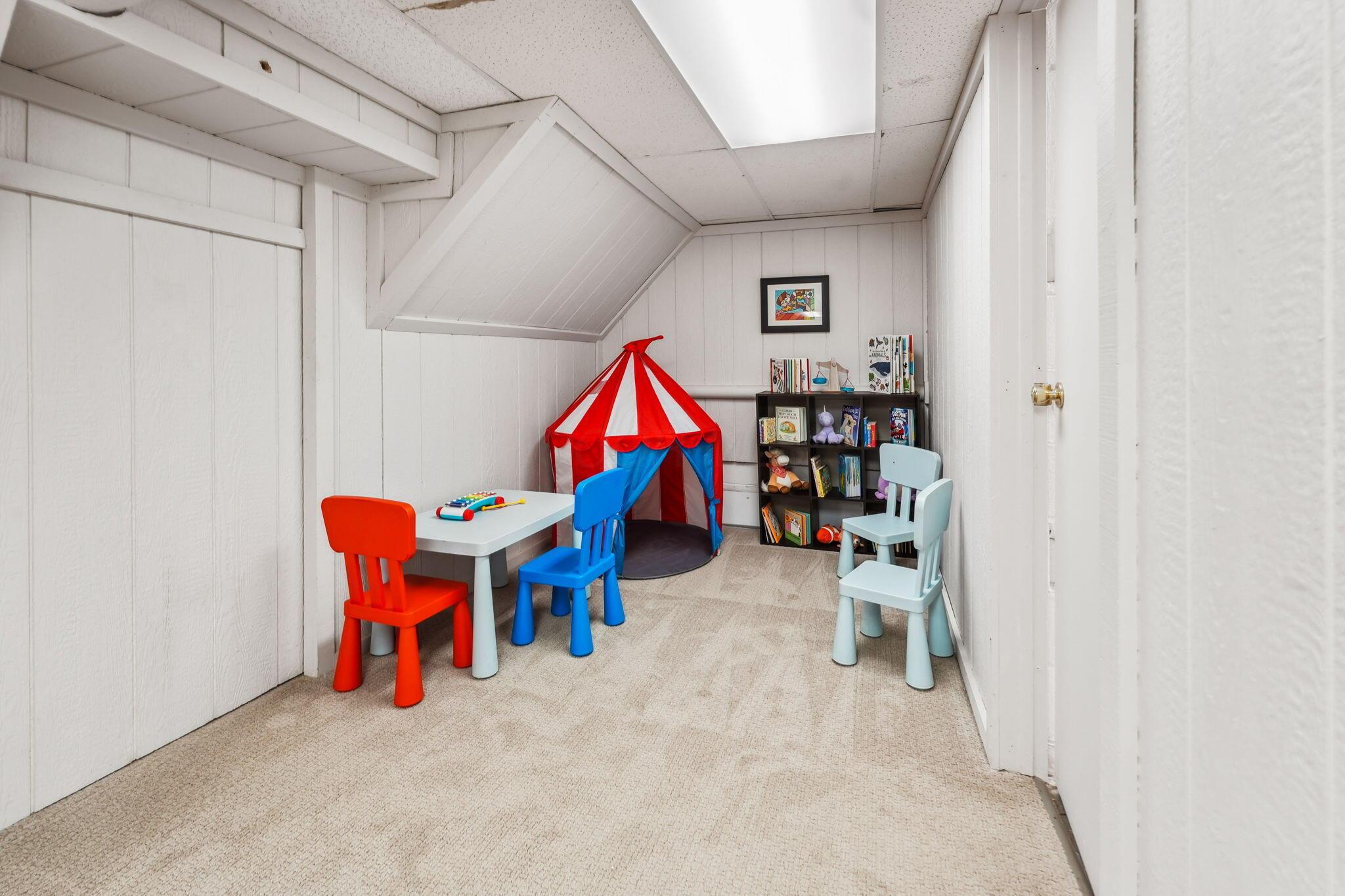 2620 Abington Road Property Photo 45