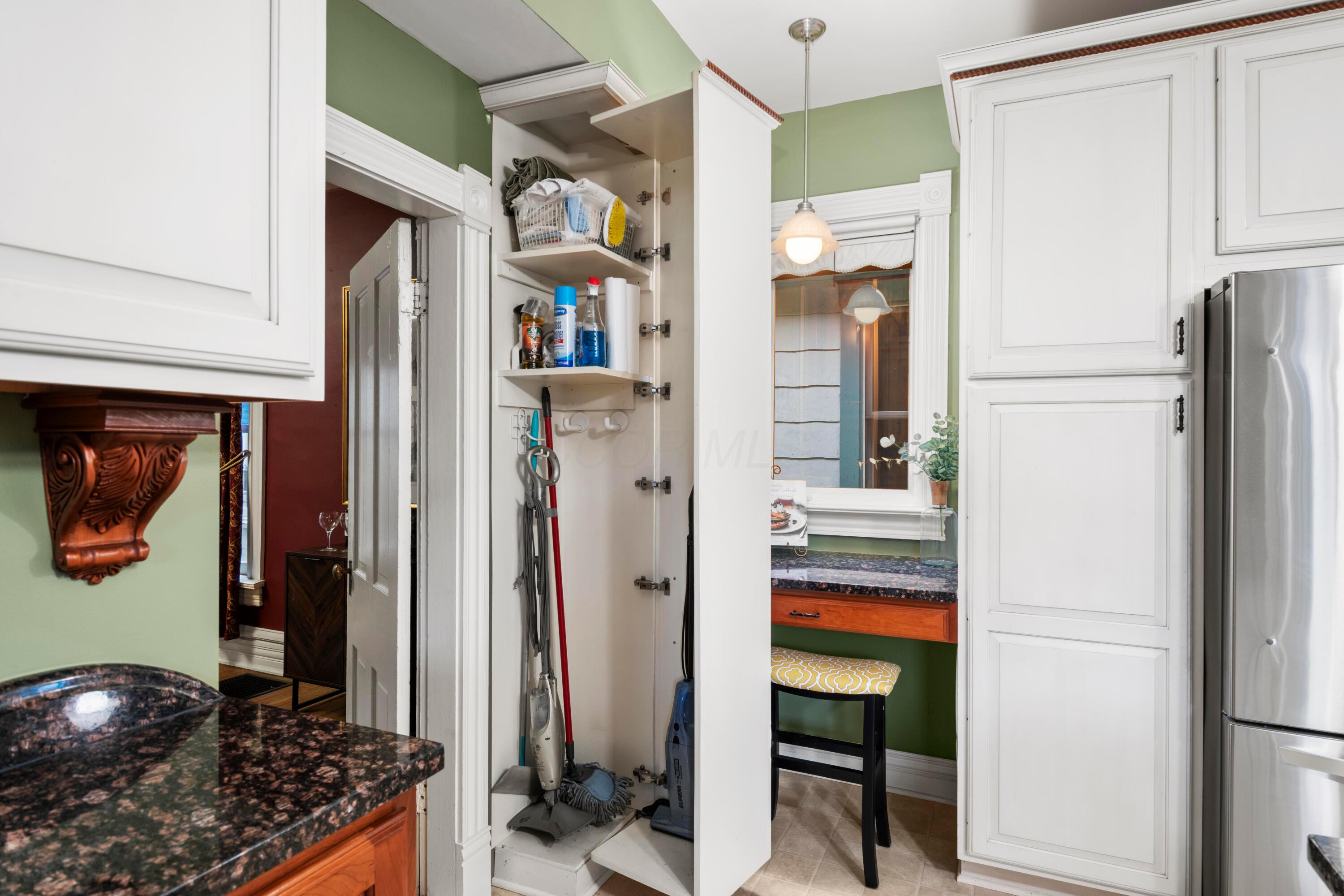 1042 Neil Avenue Property Photo 31