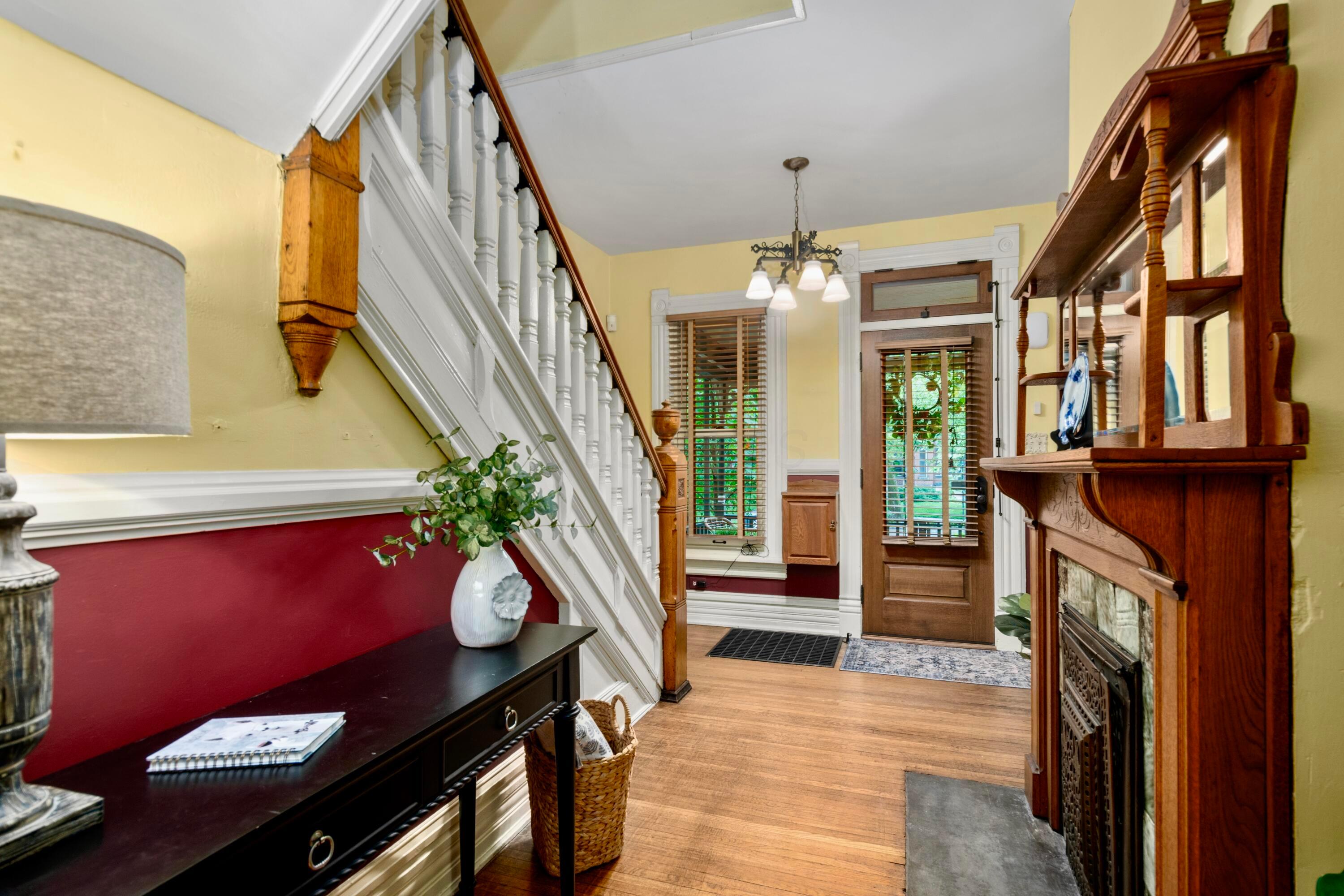 1042 Neil Avenue Property Photo 37