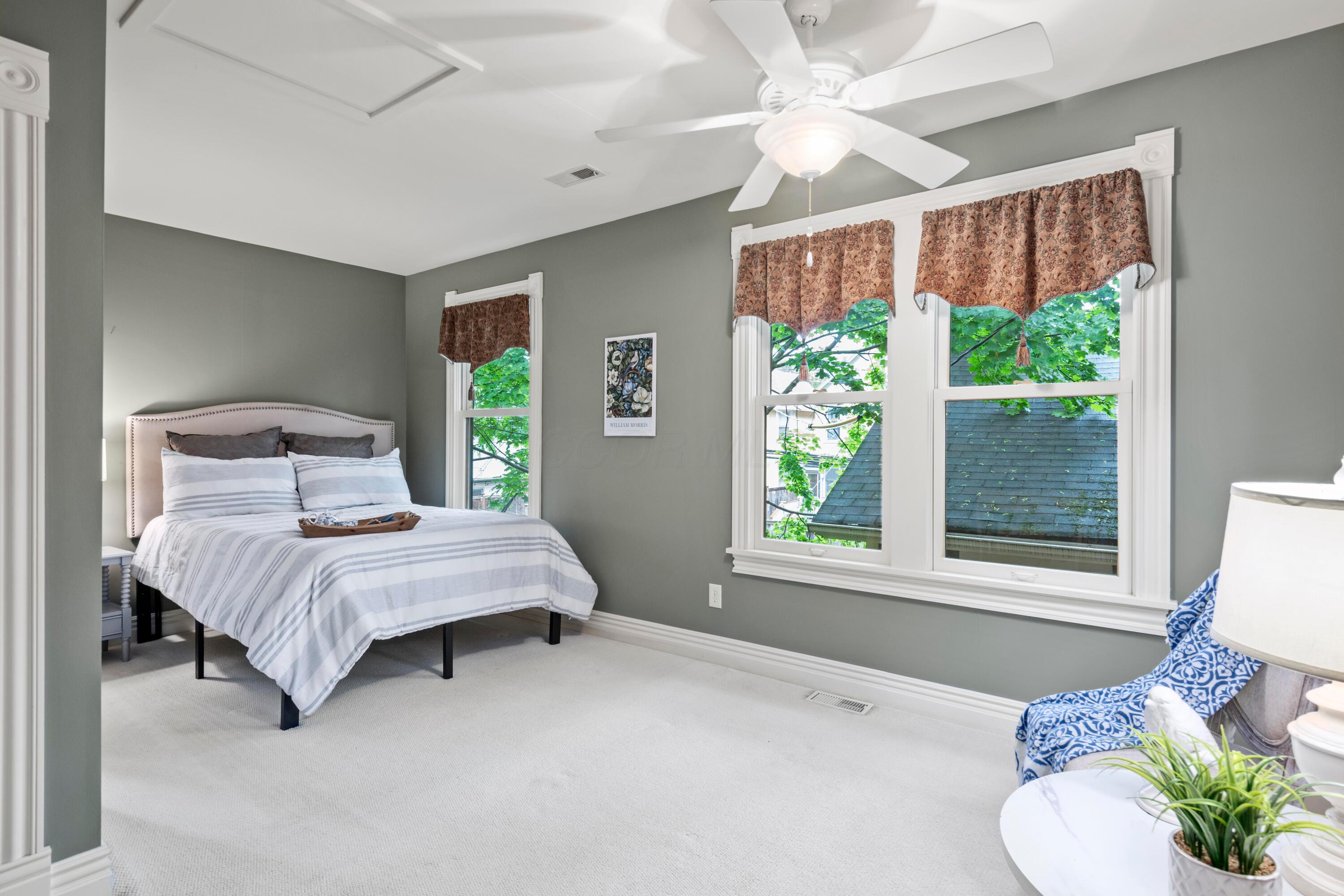 1042 Neil Avenue Property Photo 62