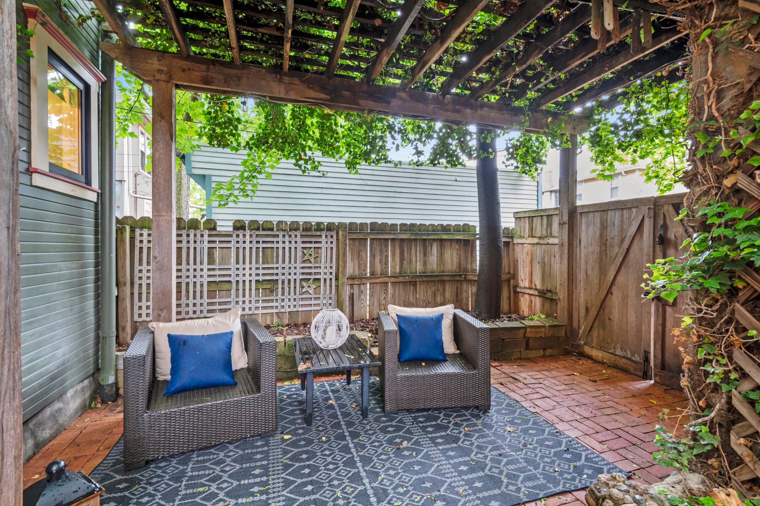 1042 Neil Avenue Property Photo 78