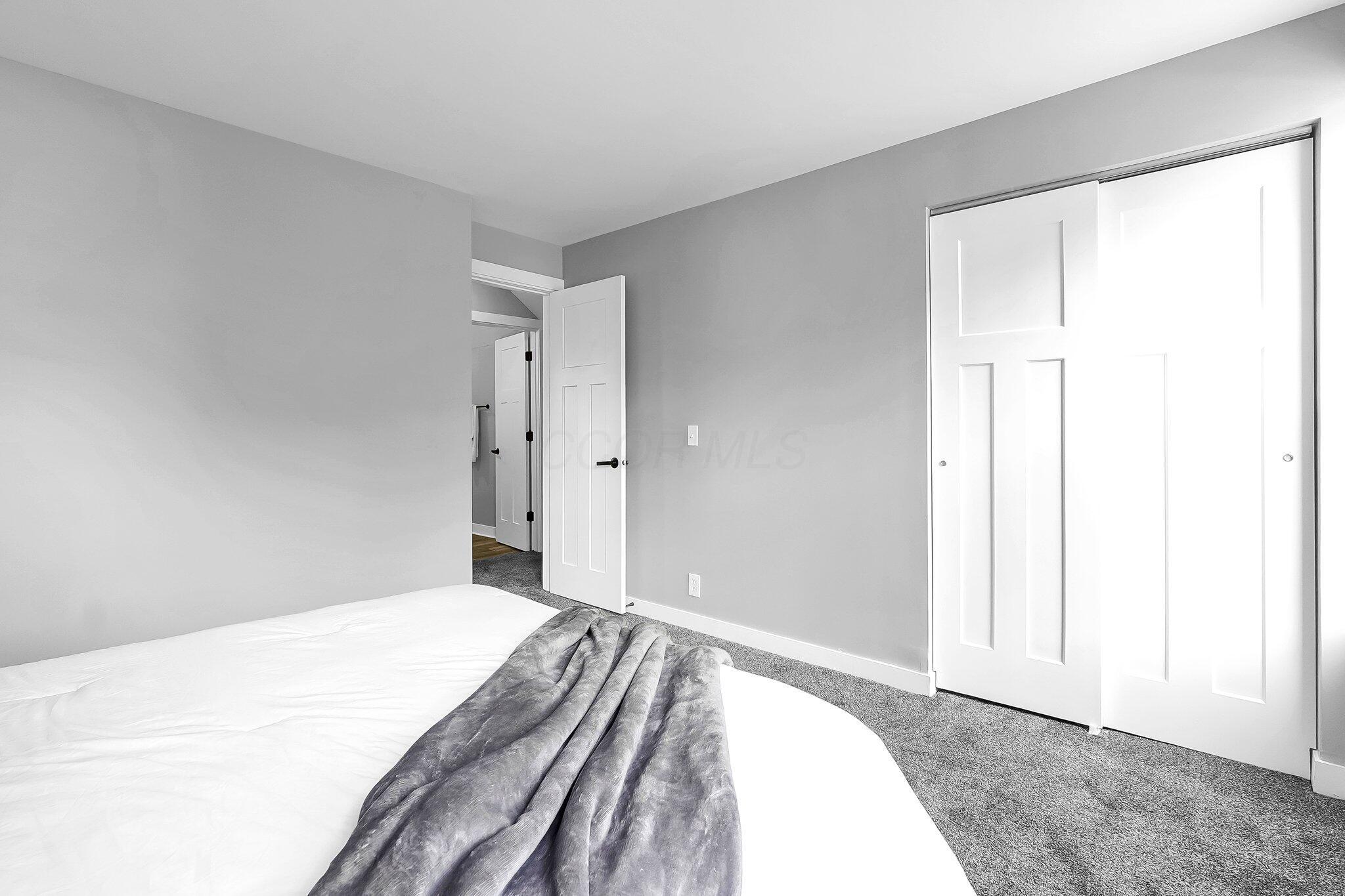527 E Welch Avenue Property Photo 16