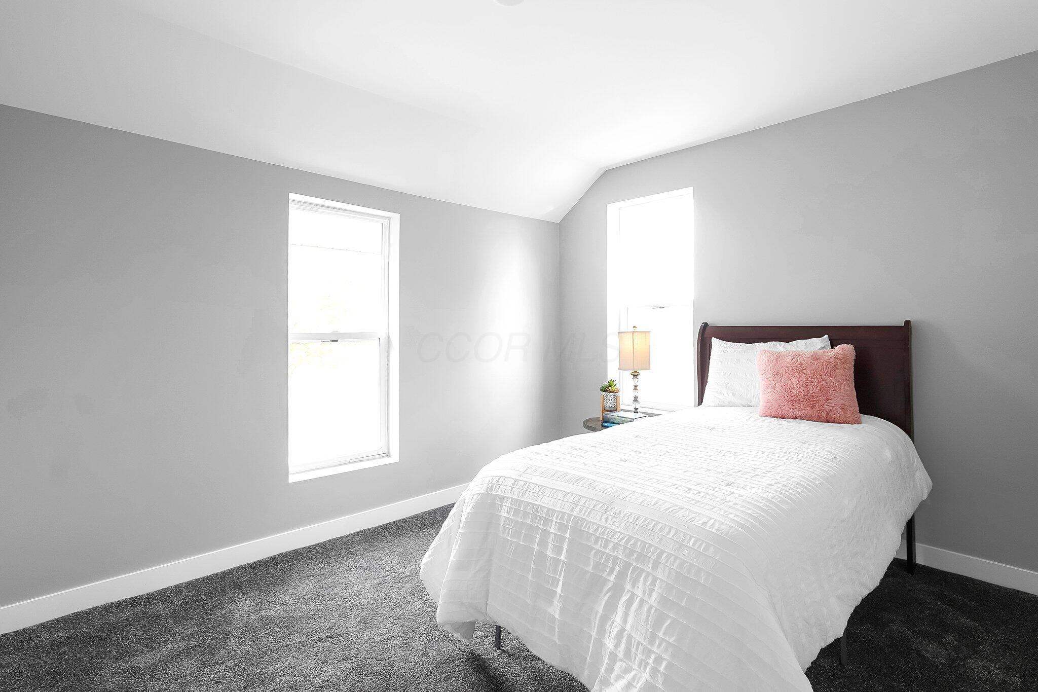 527 E Welch Avenue Property Photo 17