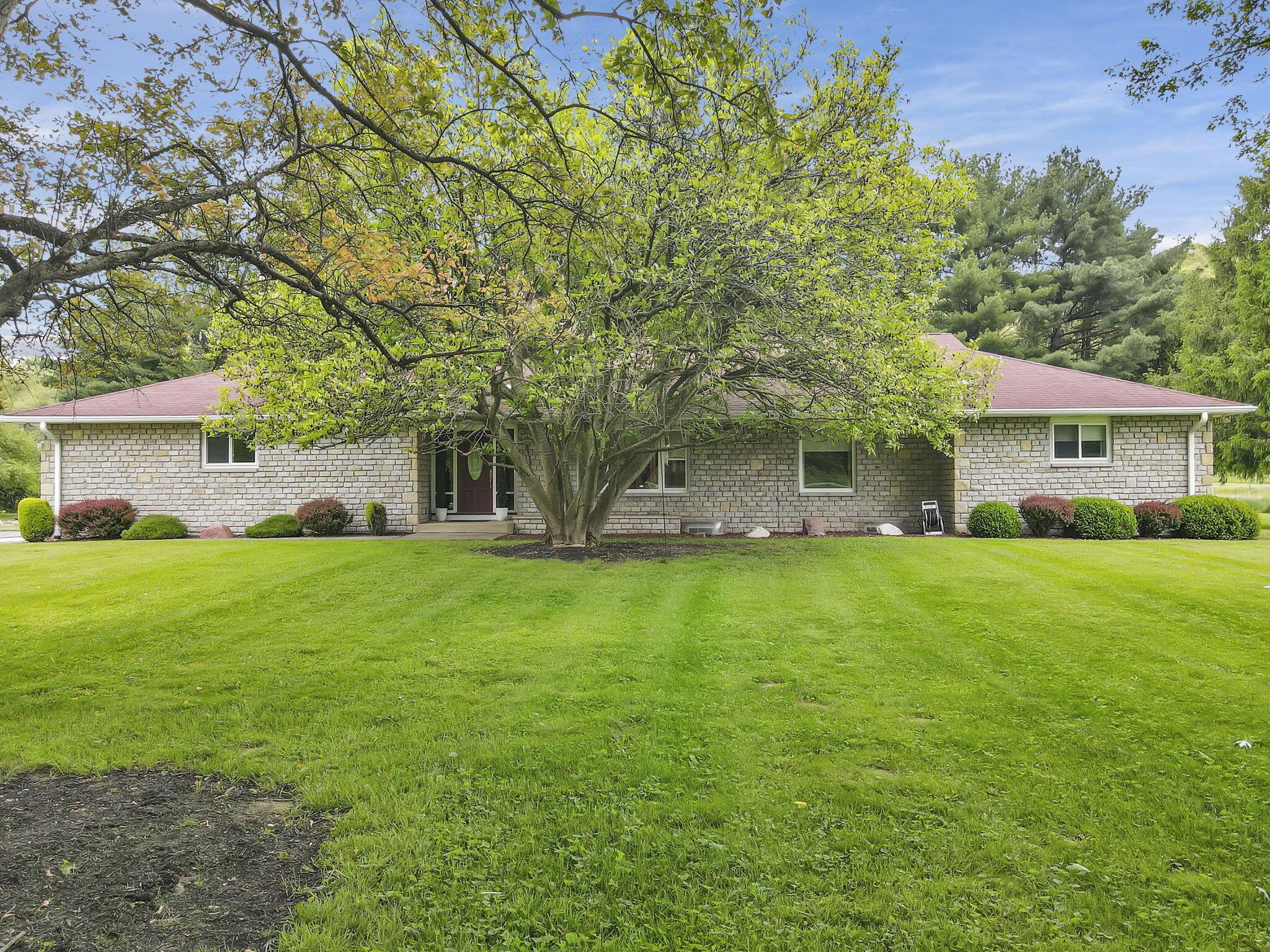 36718 Hocking Drive Property Photo 1