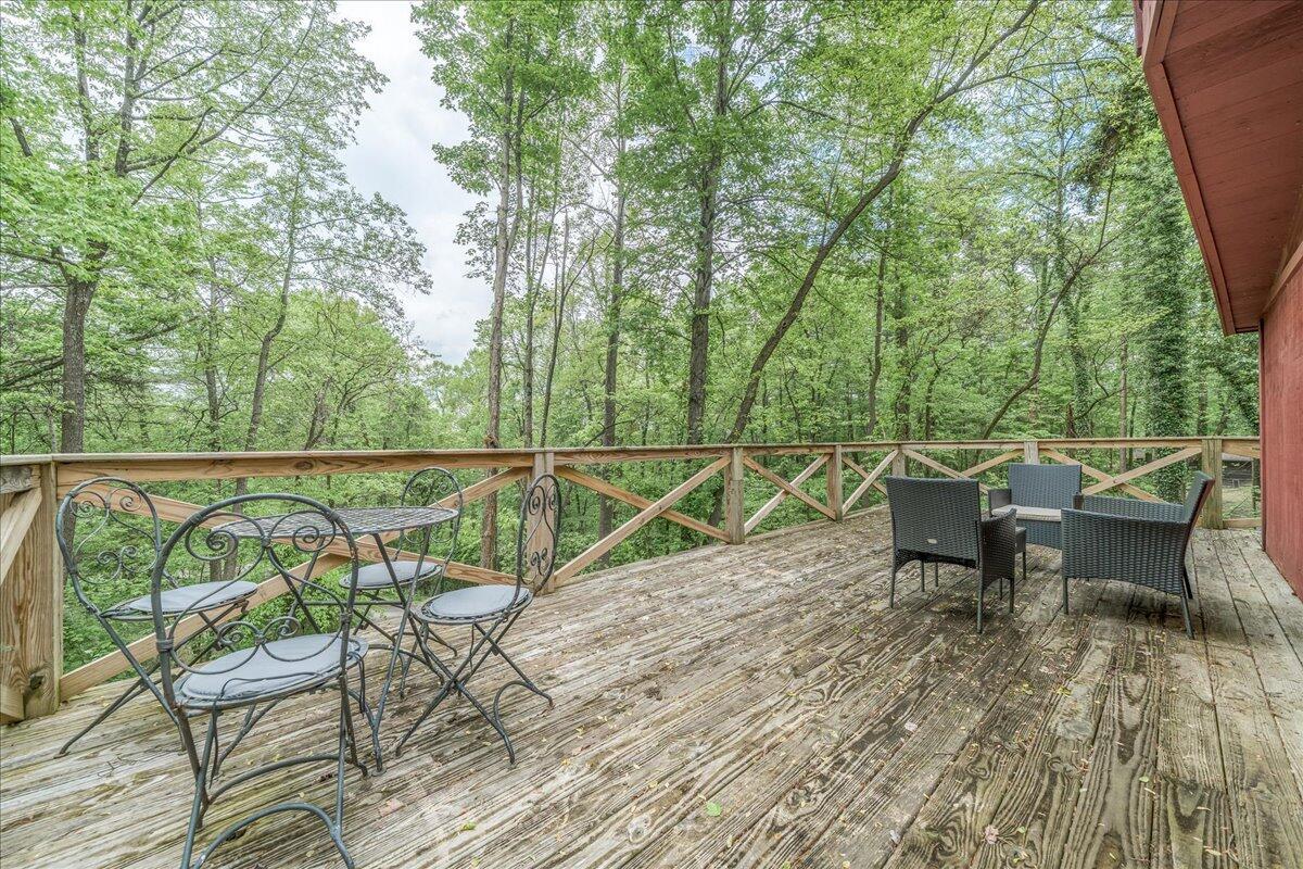314 Chinook Lane Property Photo 6