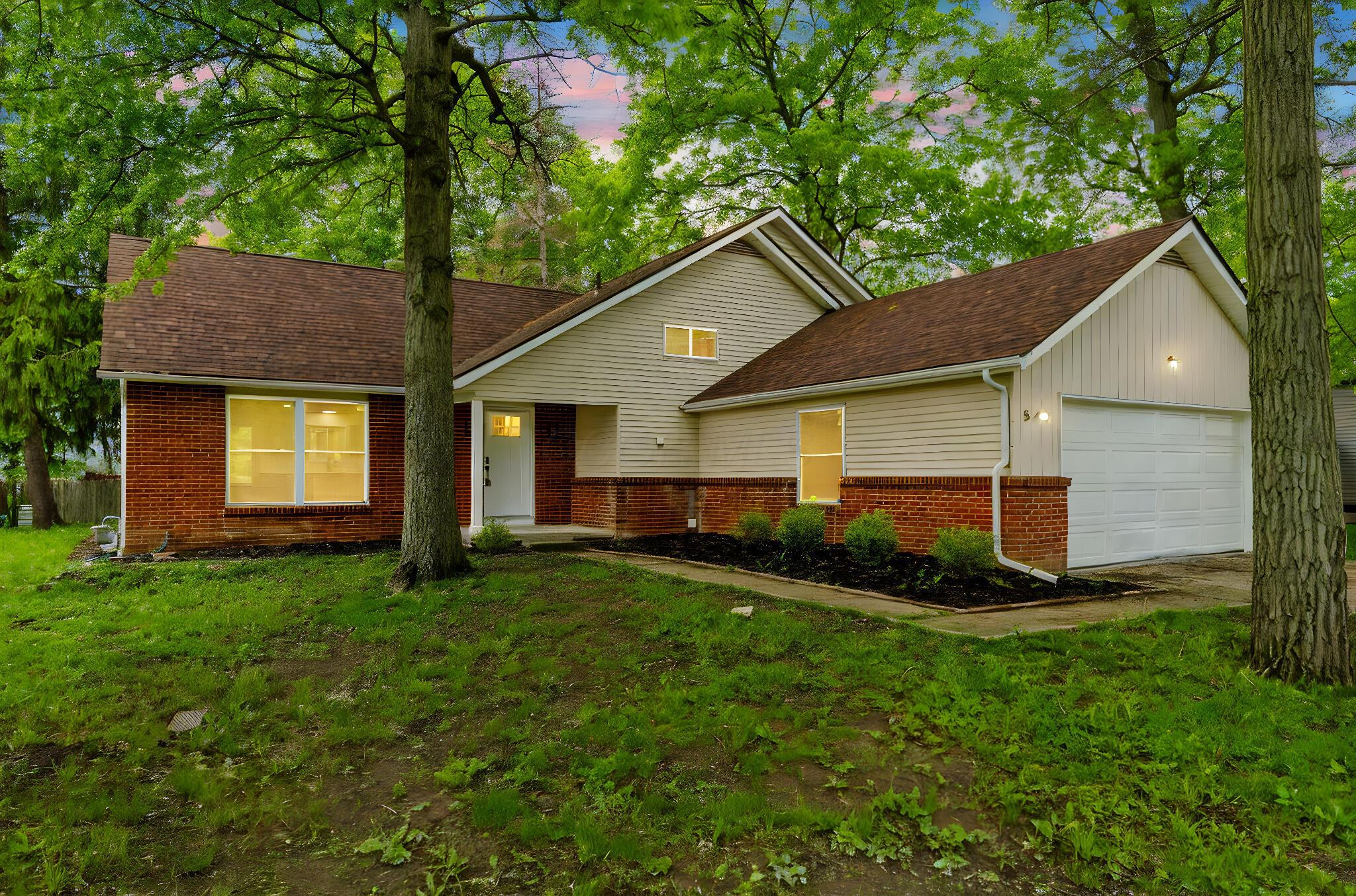 547 Hawthorne Place Property Photo 1