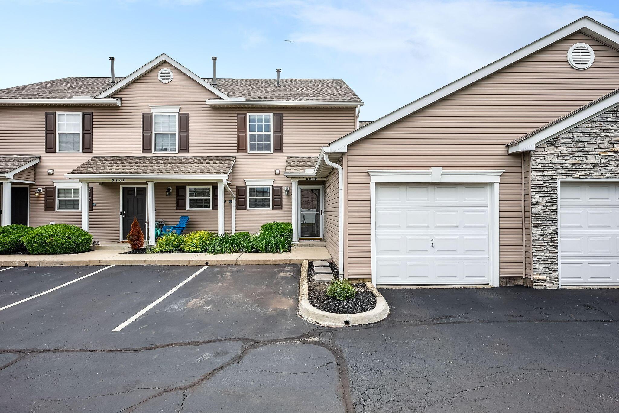 5210 Novelty Avenue, 73d Property Photo 1