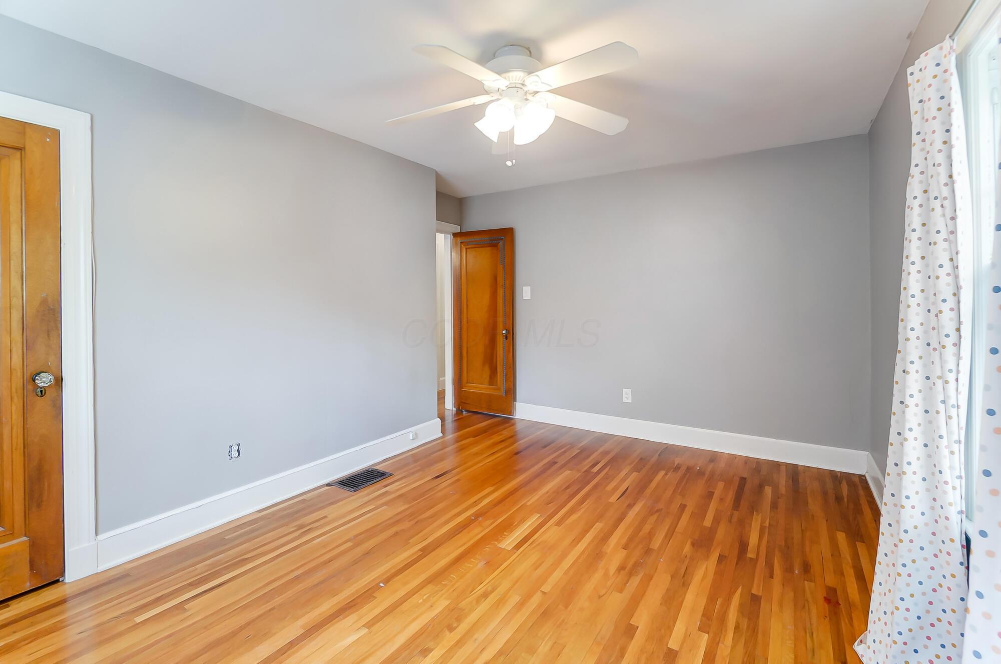 789 Chelsea Avenue Property Photo 37