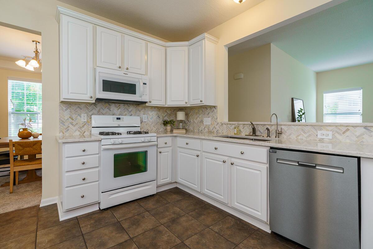 5851 Myrick Road Property Photo 11
