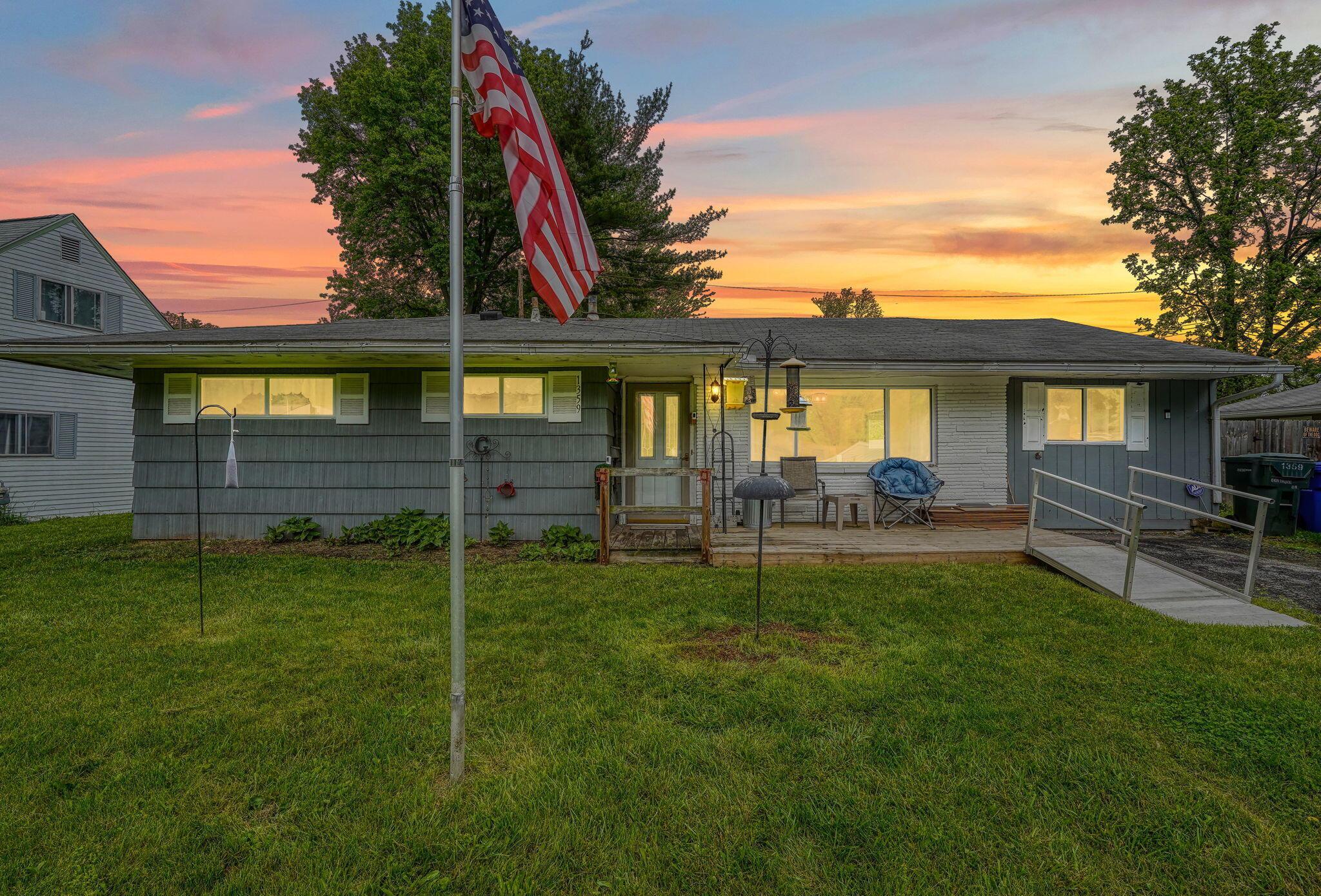 Picture of 1359 Gertrude Drive