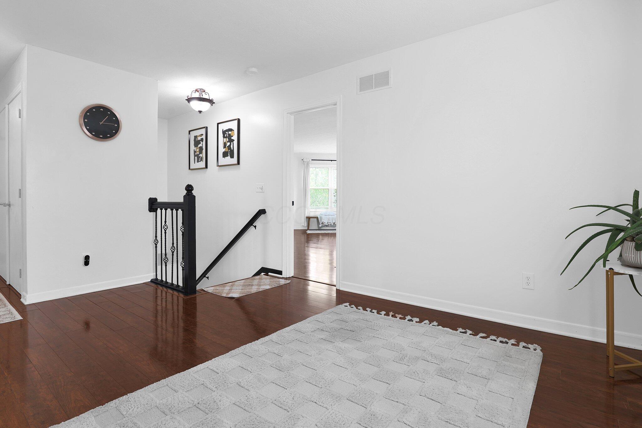210 Carson Court Property Photo 25