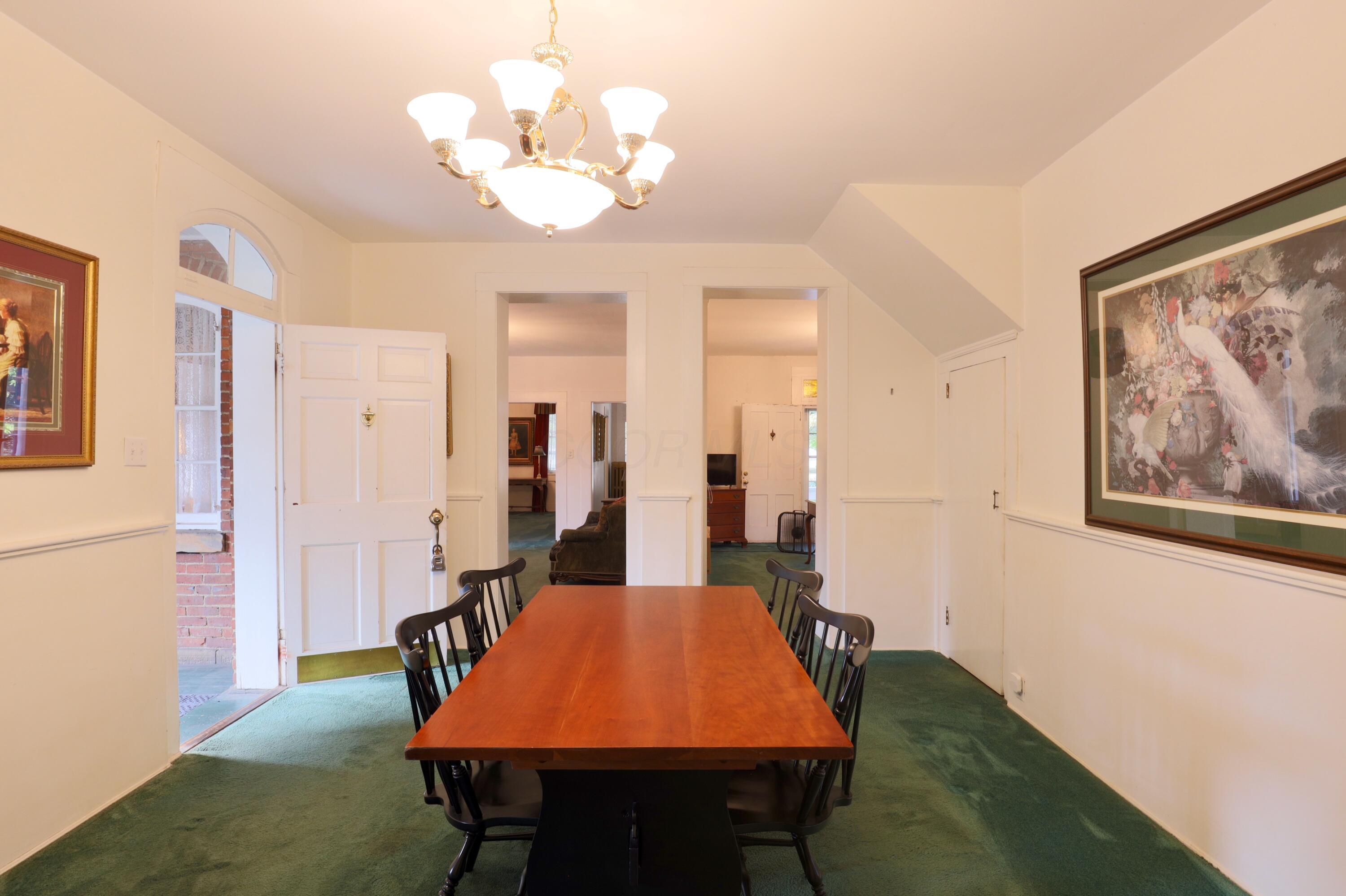 955 Lincoln Avenue Property Photo 9