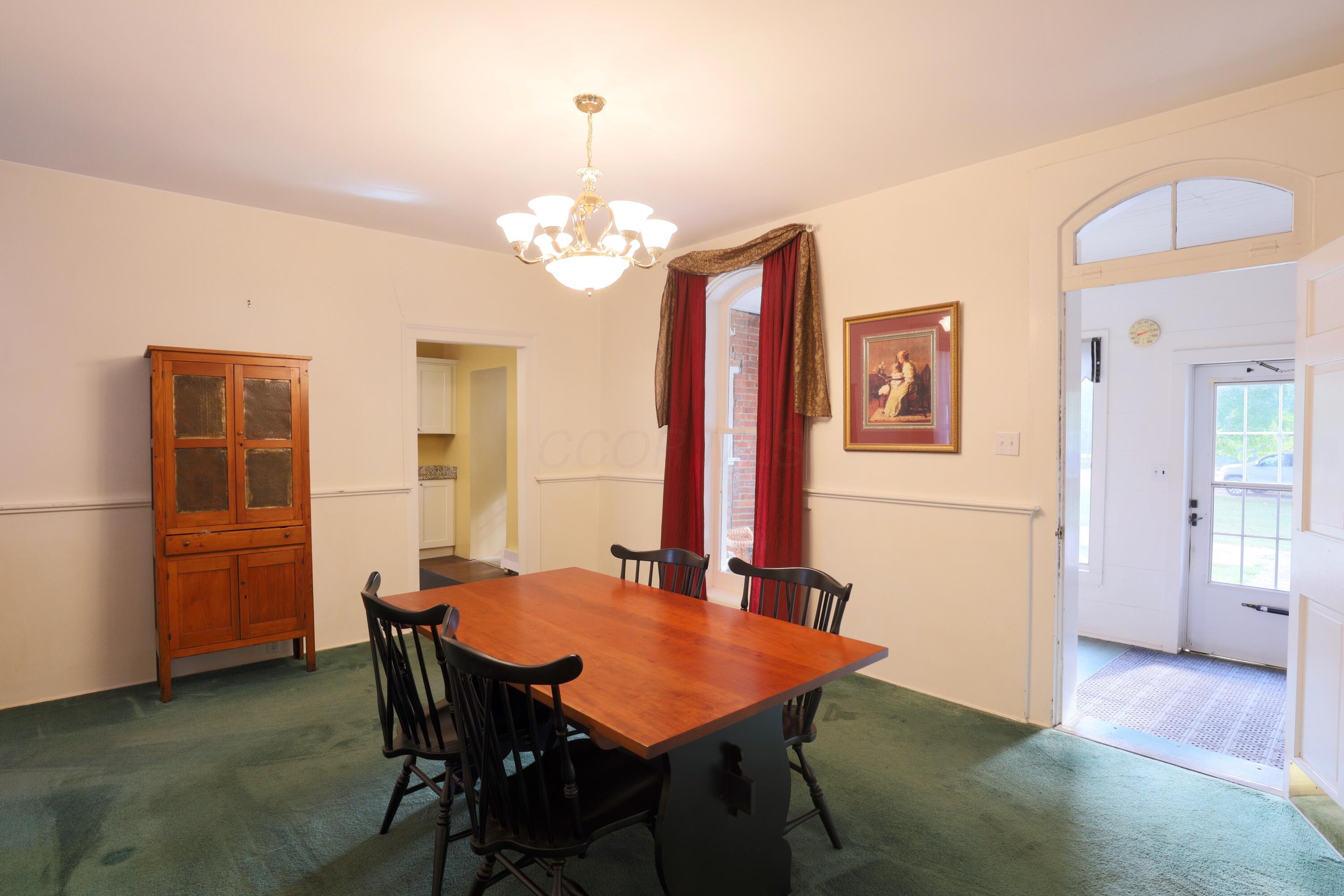 955 Lincoln Avenue Property Photo 11