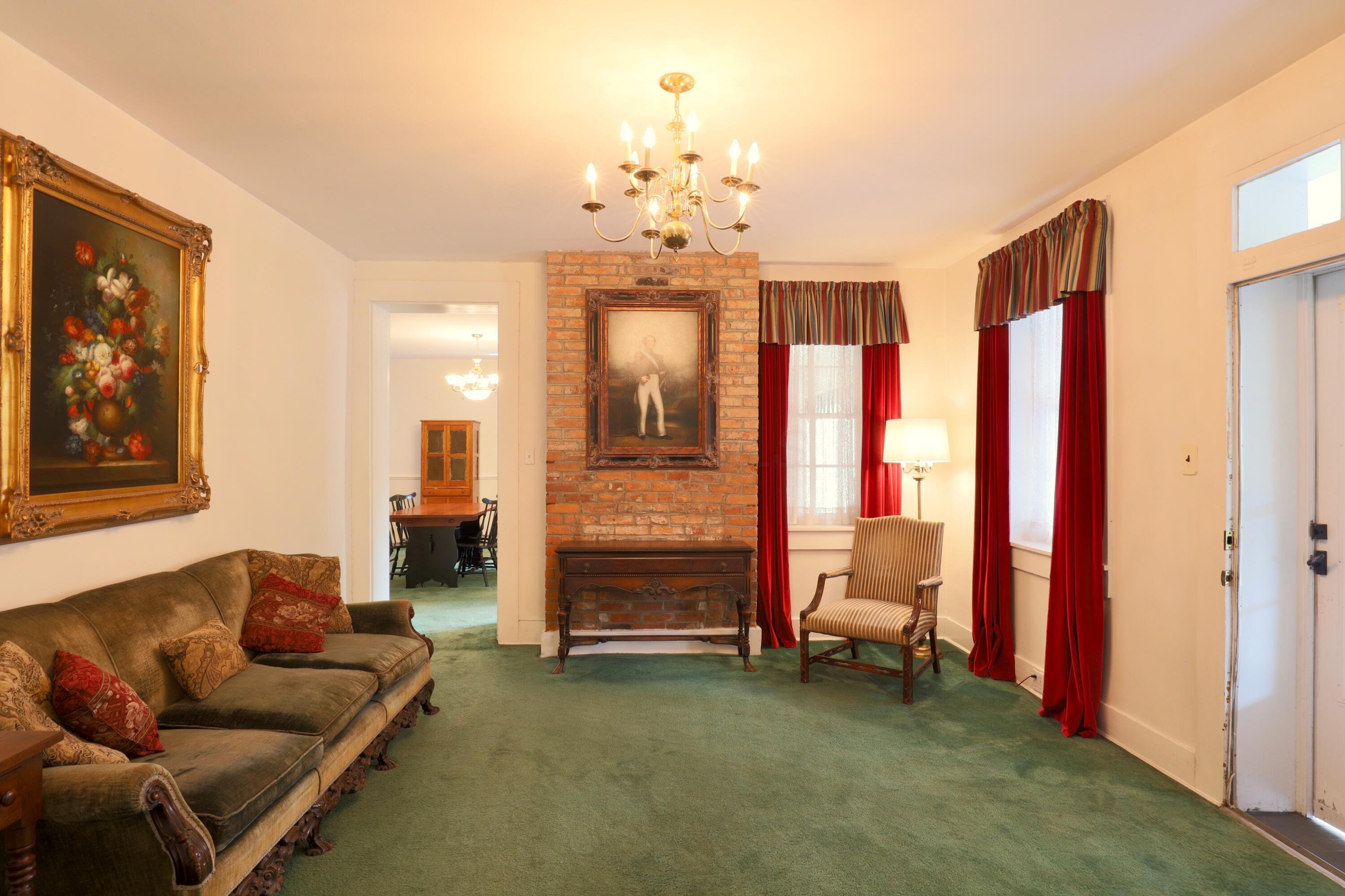 955 Lincoln Avenue Property Photo 14