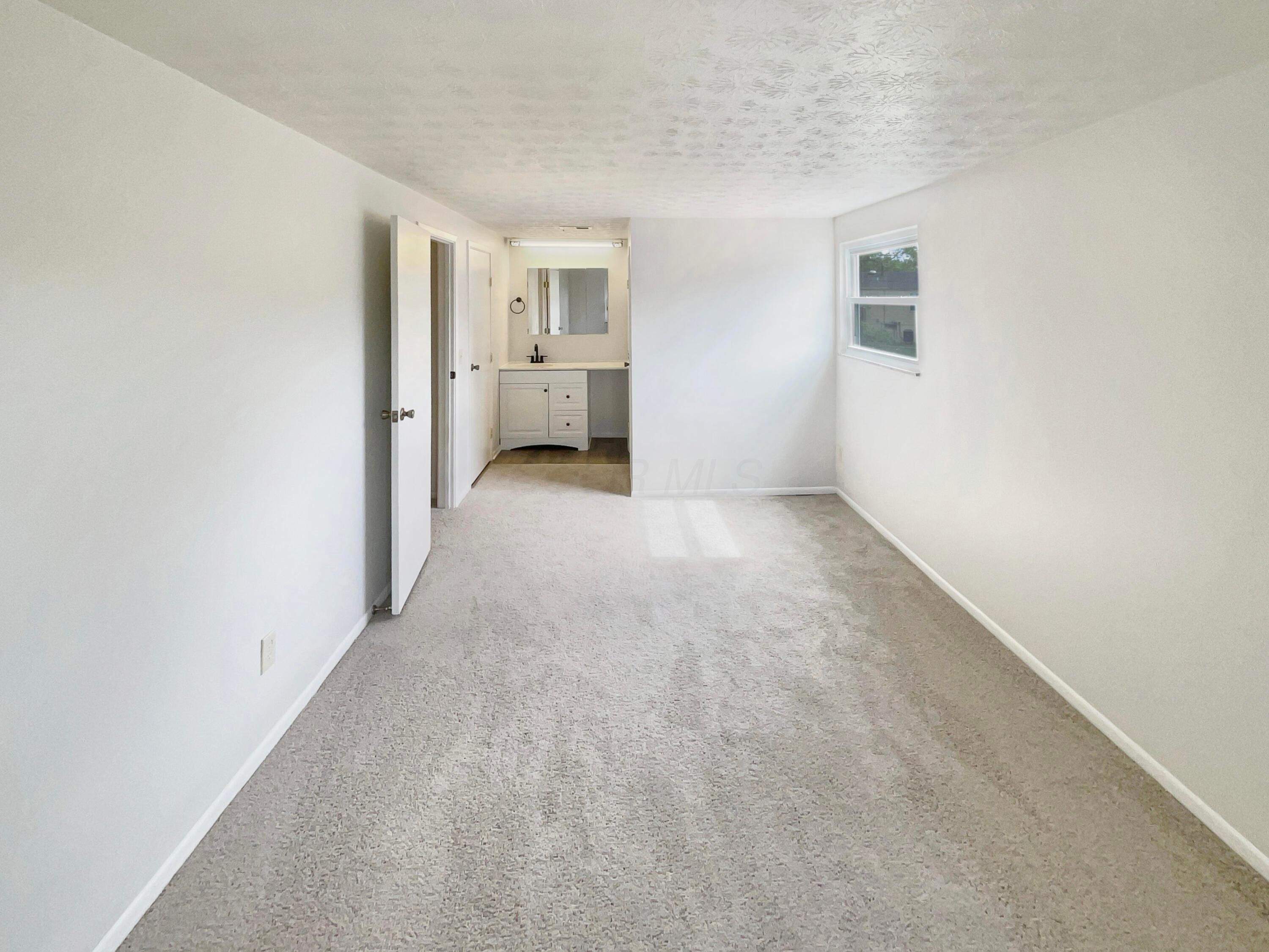 3200 Wendover Court Property Photo 14
