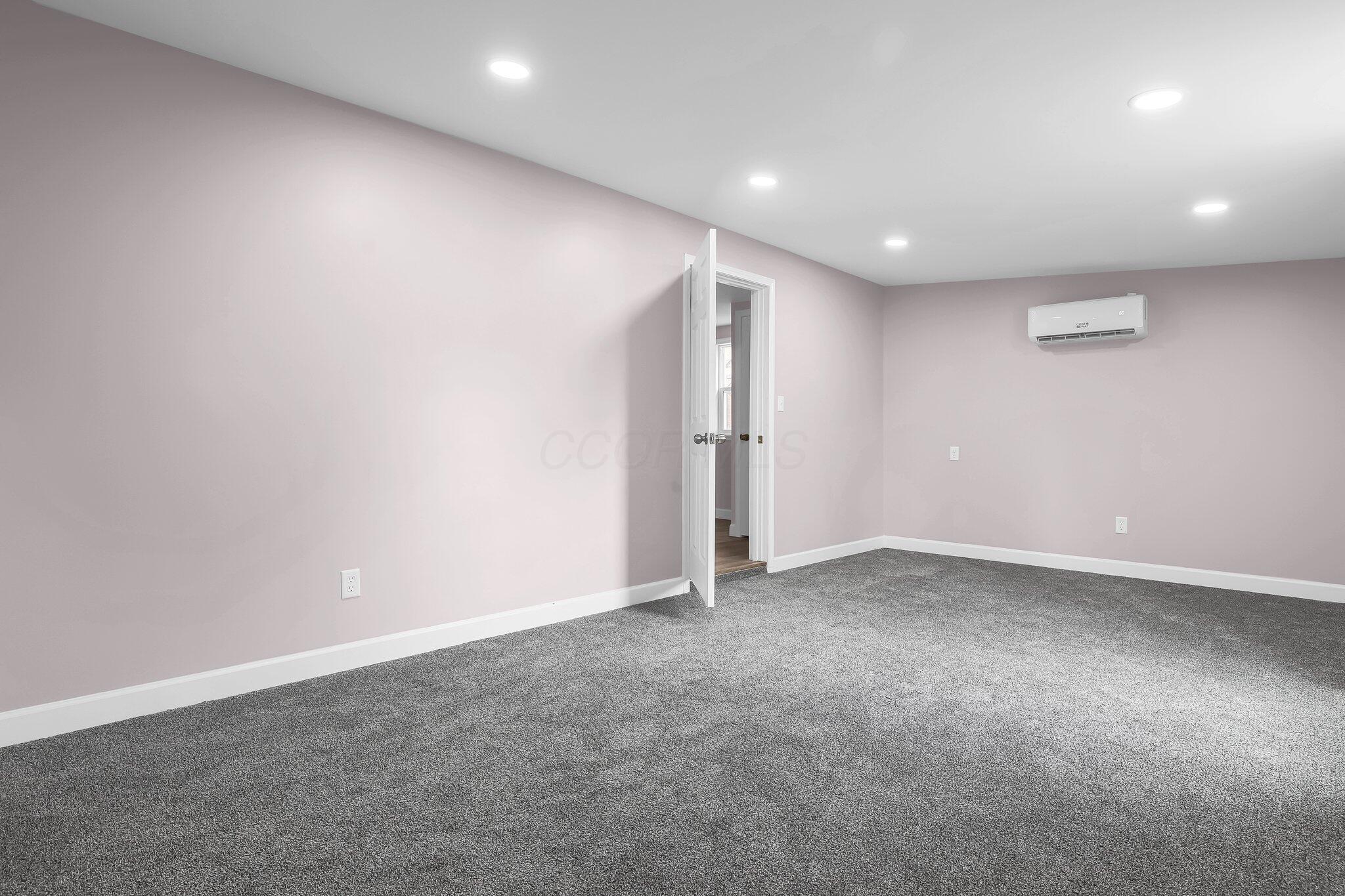 11343 Main Street Property Photo 18