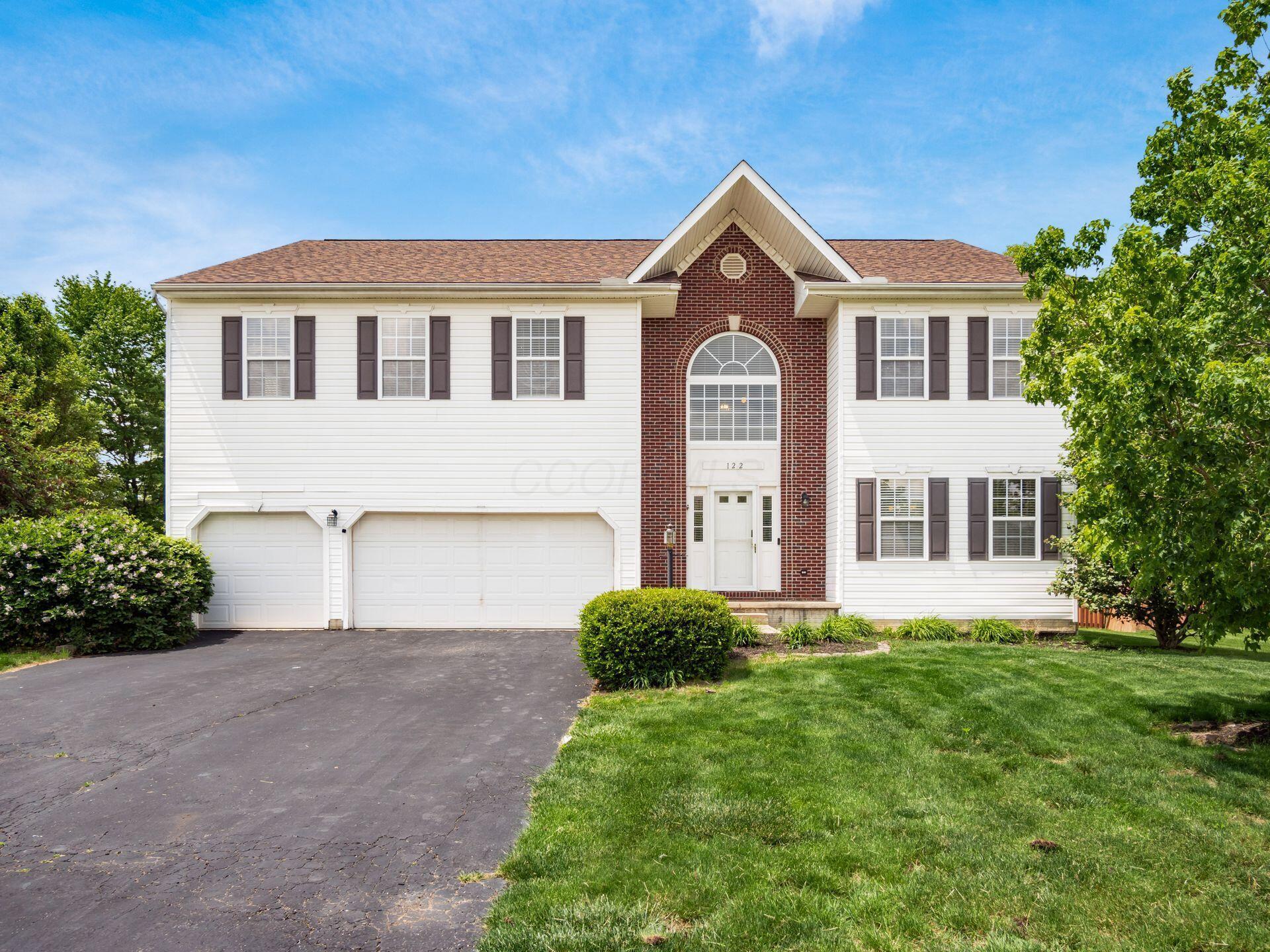122 Deer Path Court Property Photo 1