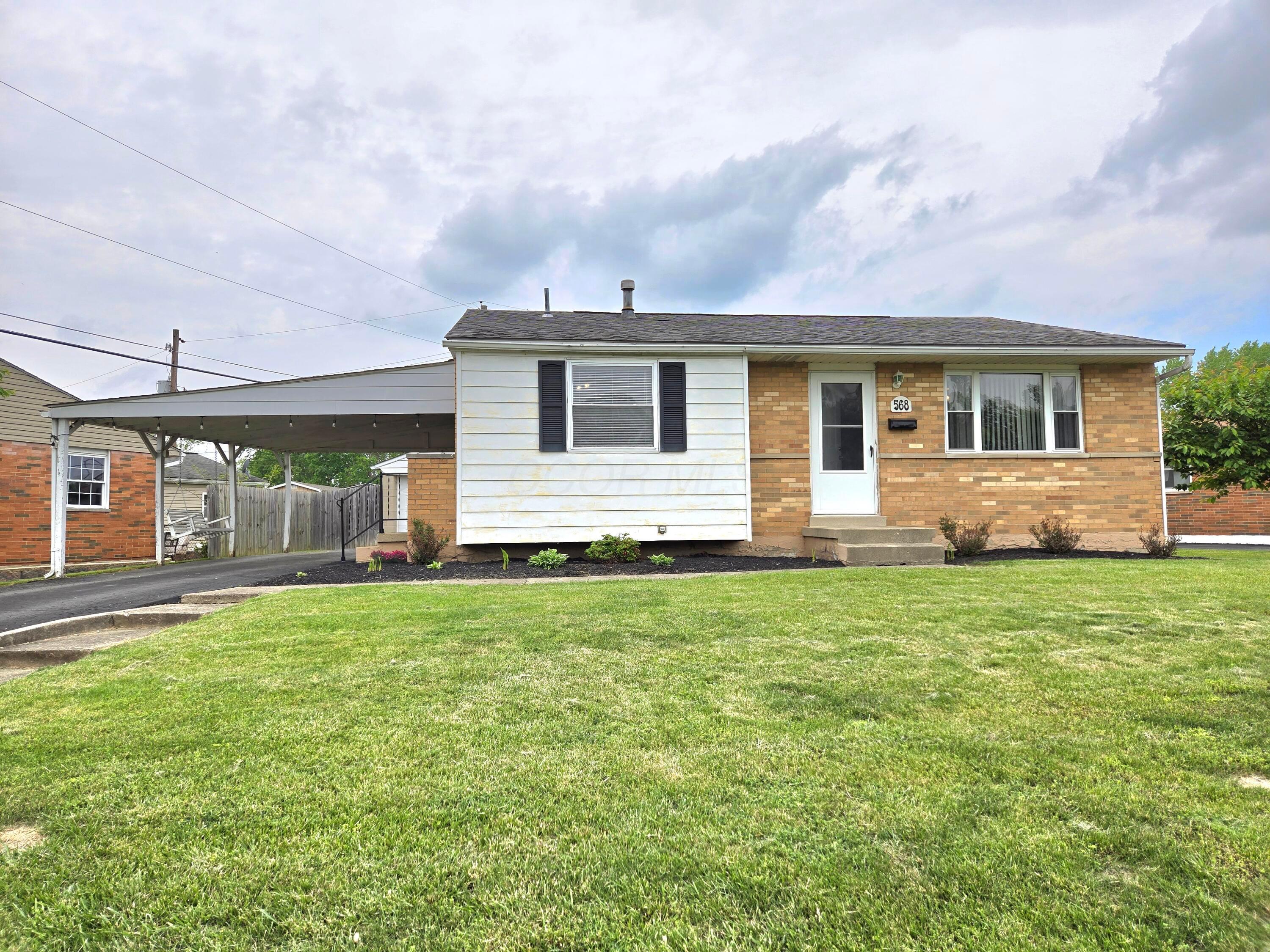 568 Brookdale Drive Property Photo 1
