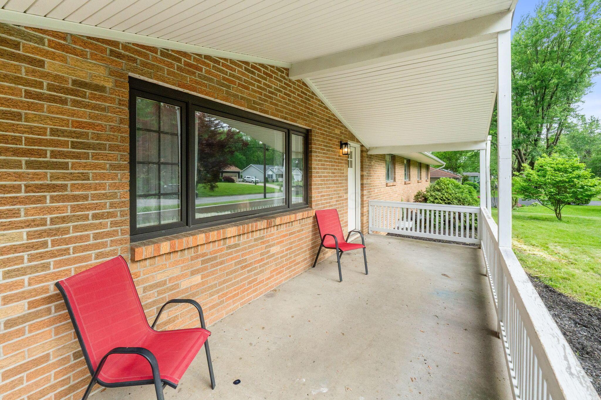 222 Ballard Drive Property Photo 5