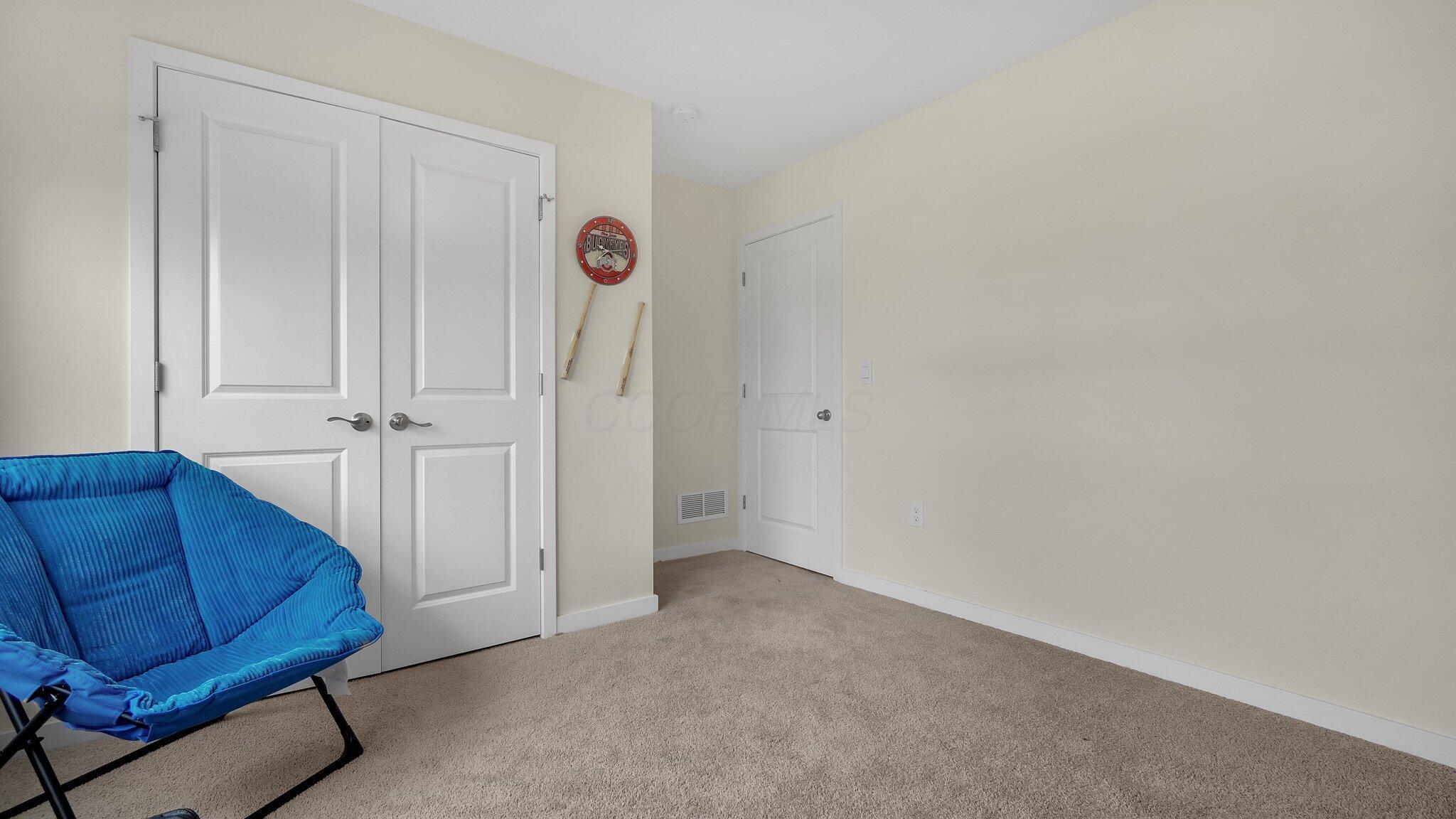 5957 Hollett Drive S Property Photo 7