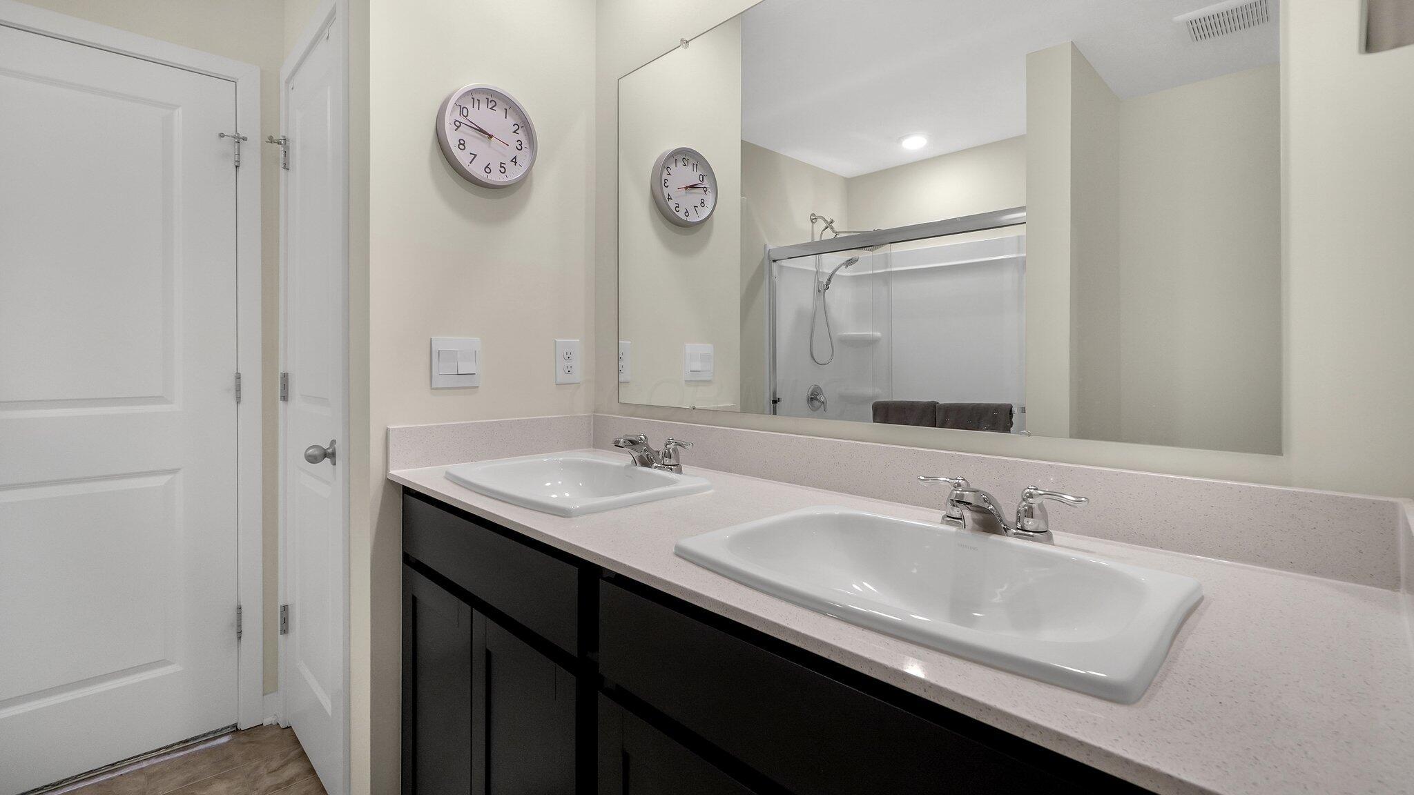 5957 Hollett Drive S Property Photo 22