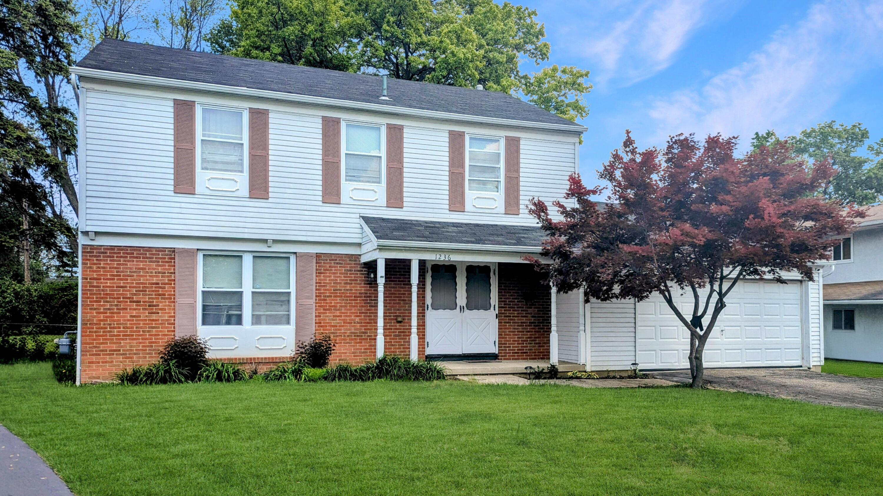 1236 Lindenwood Road N Property Photo 1