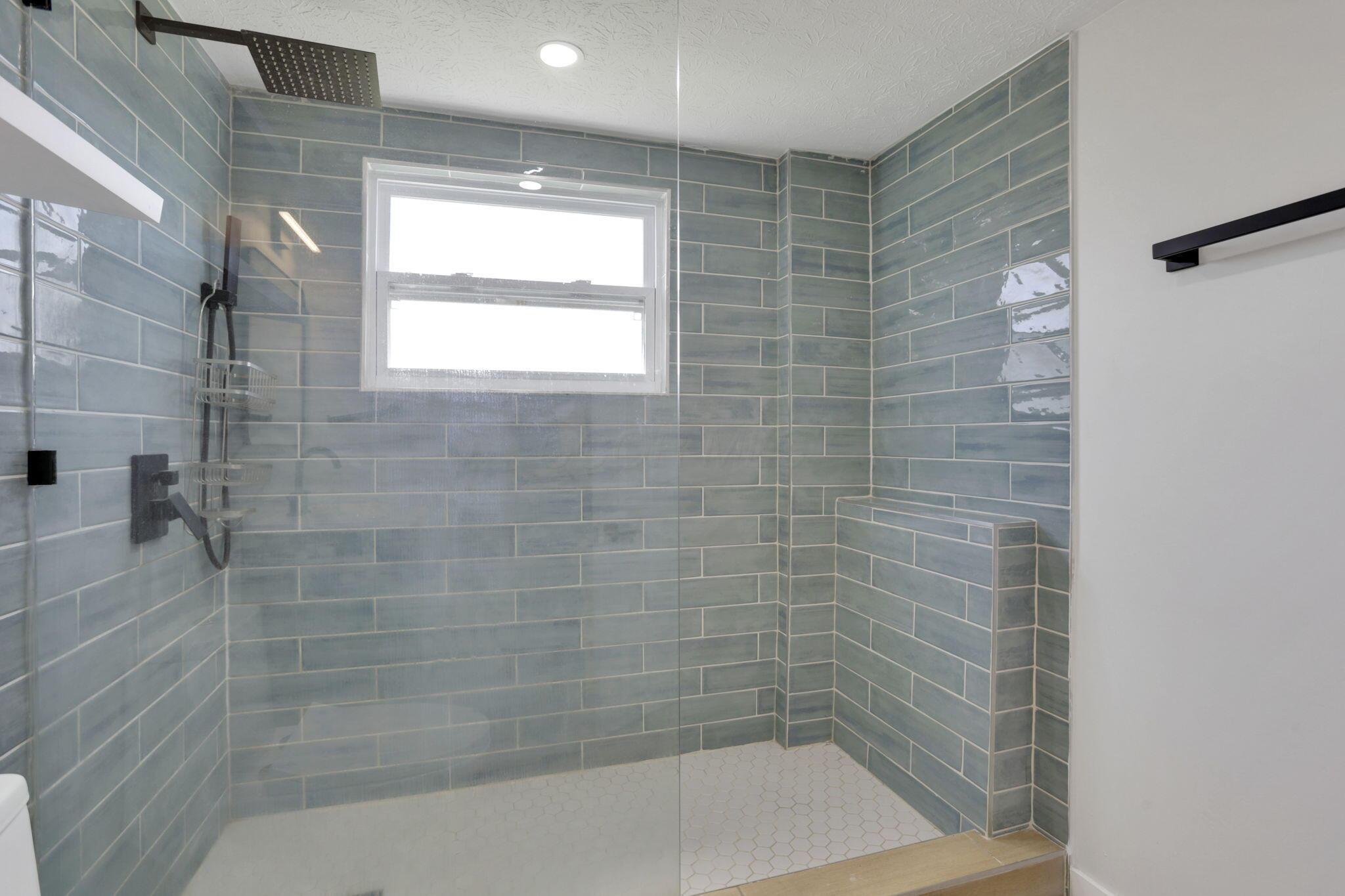 841 Saint Clair Avenue Property Photo 39