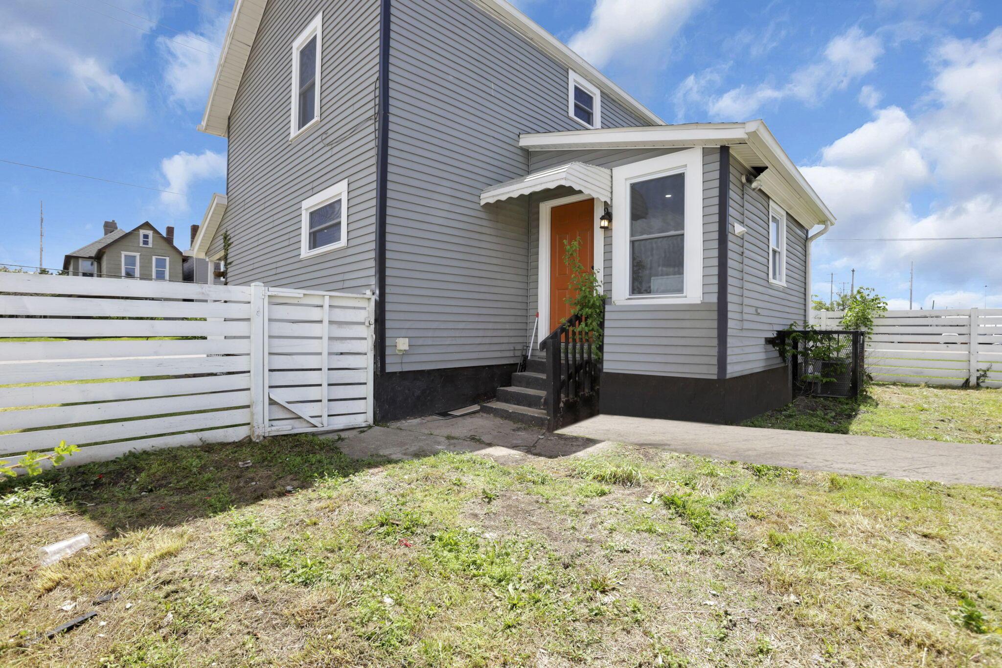 841 Saint Clair Avenue Property Photo 40