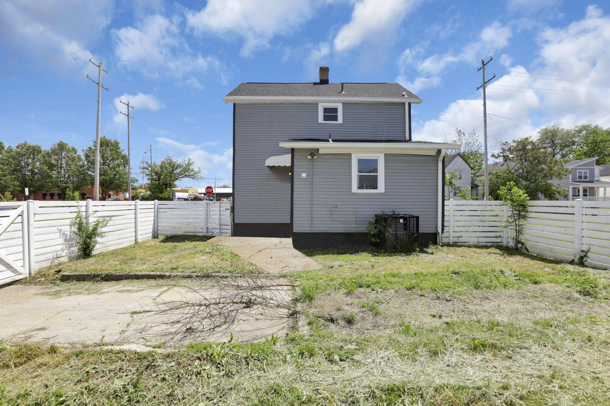 841 Saint Clair Avenue Property Photo 42