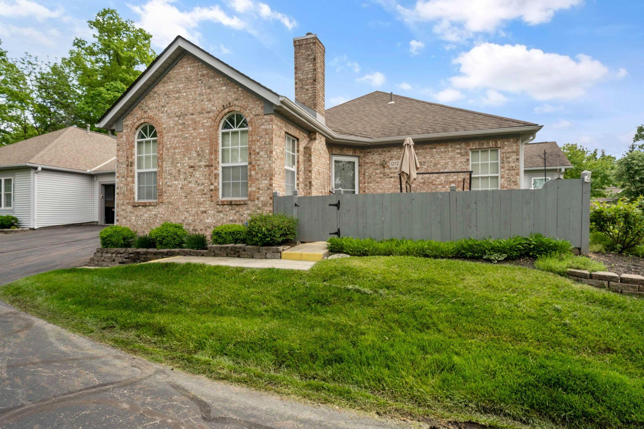 1272 Villa Oaks Court Property Photo 1