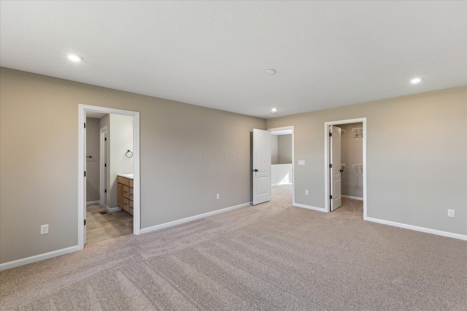 134 Kenneth Hamilton Way Property Photo 18