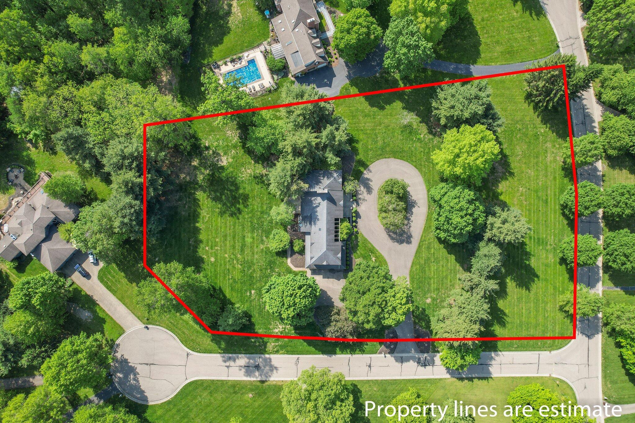 20 Waterford Court Property Photo 4