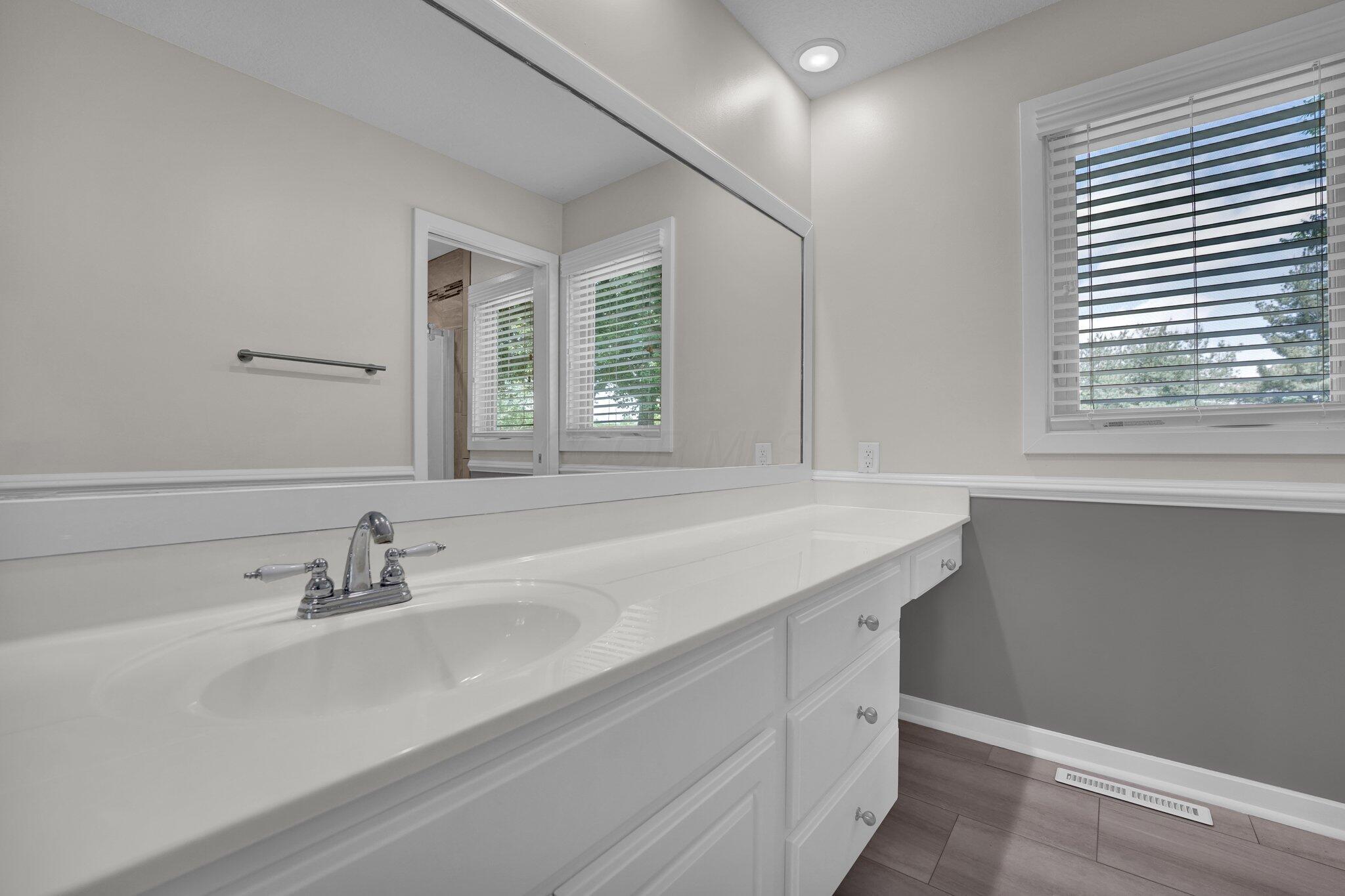 20 Waterford Court Property Photo 35