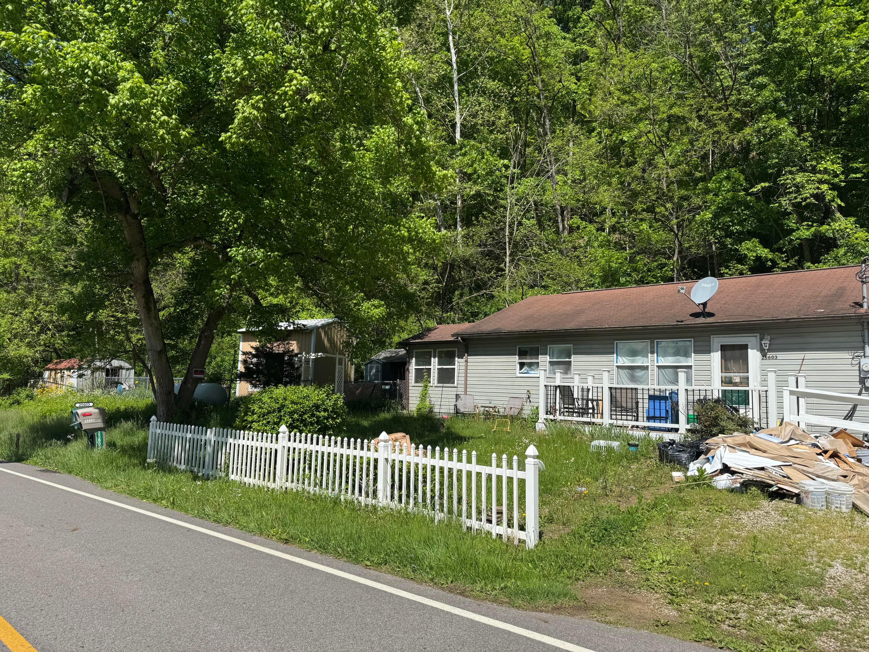 25603 Narrows Road Property Photo 1