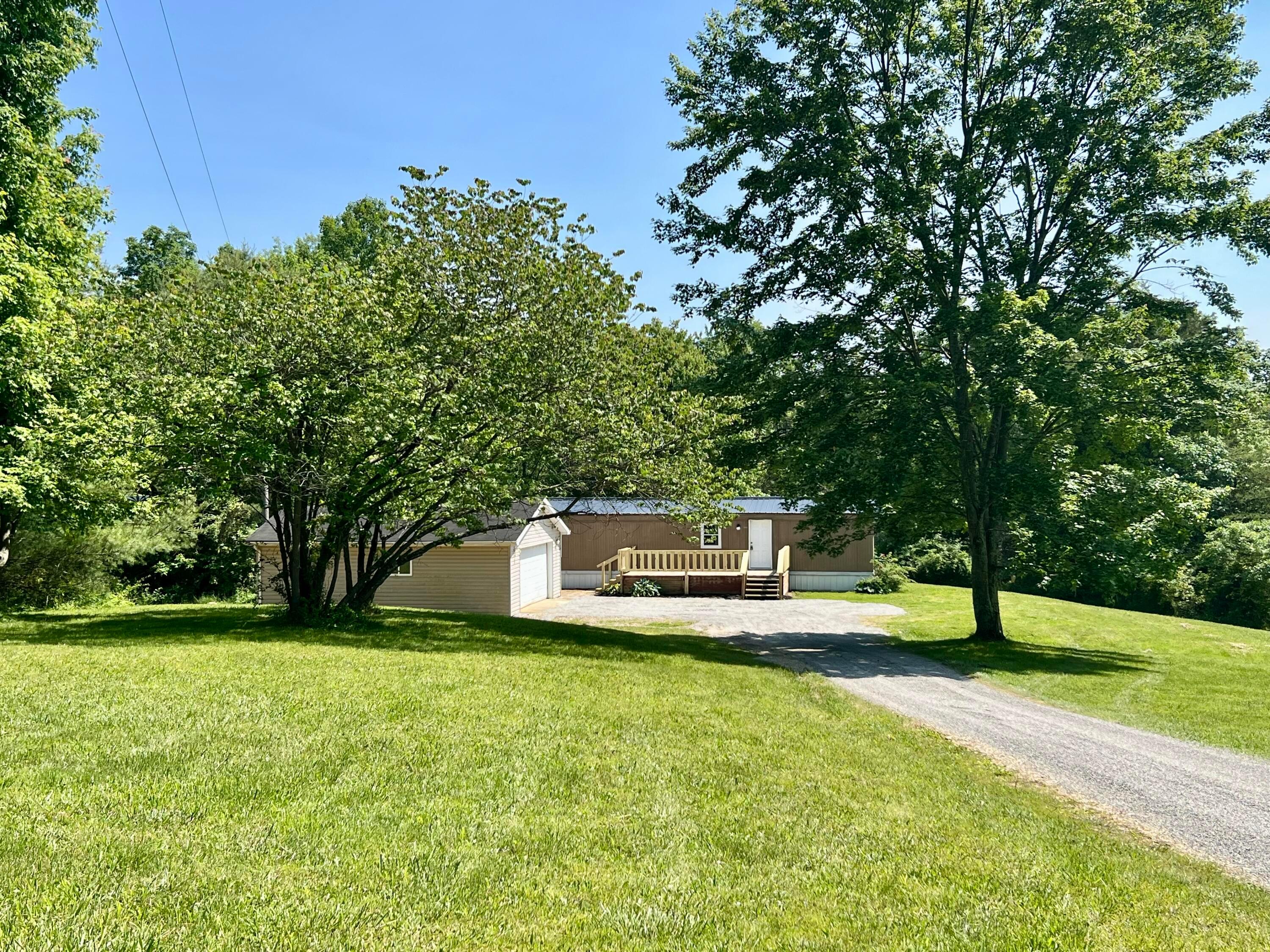 1904 Thornton-Spung Road